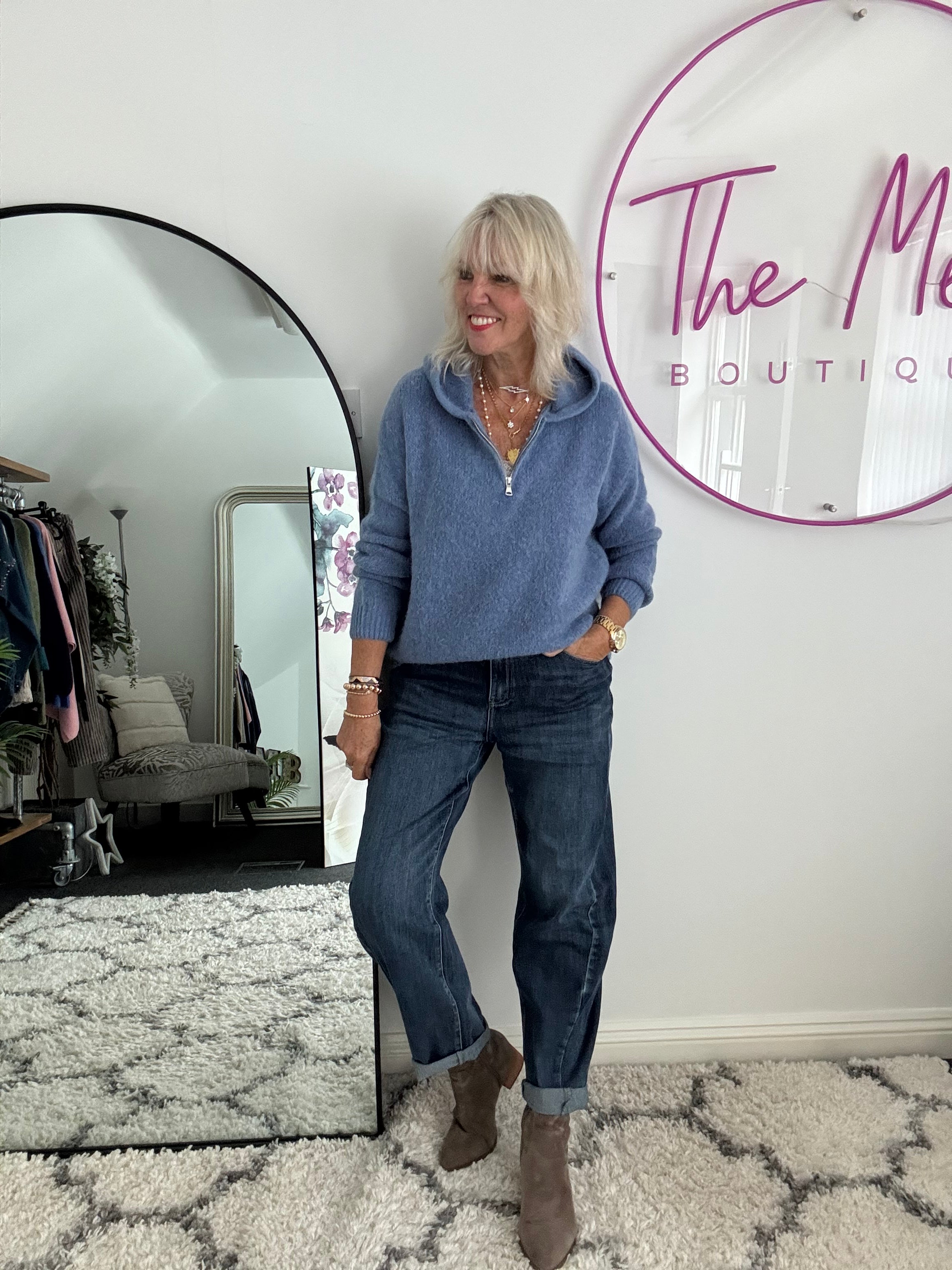 Stretch Boyfriend Jeans in Mid Denim