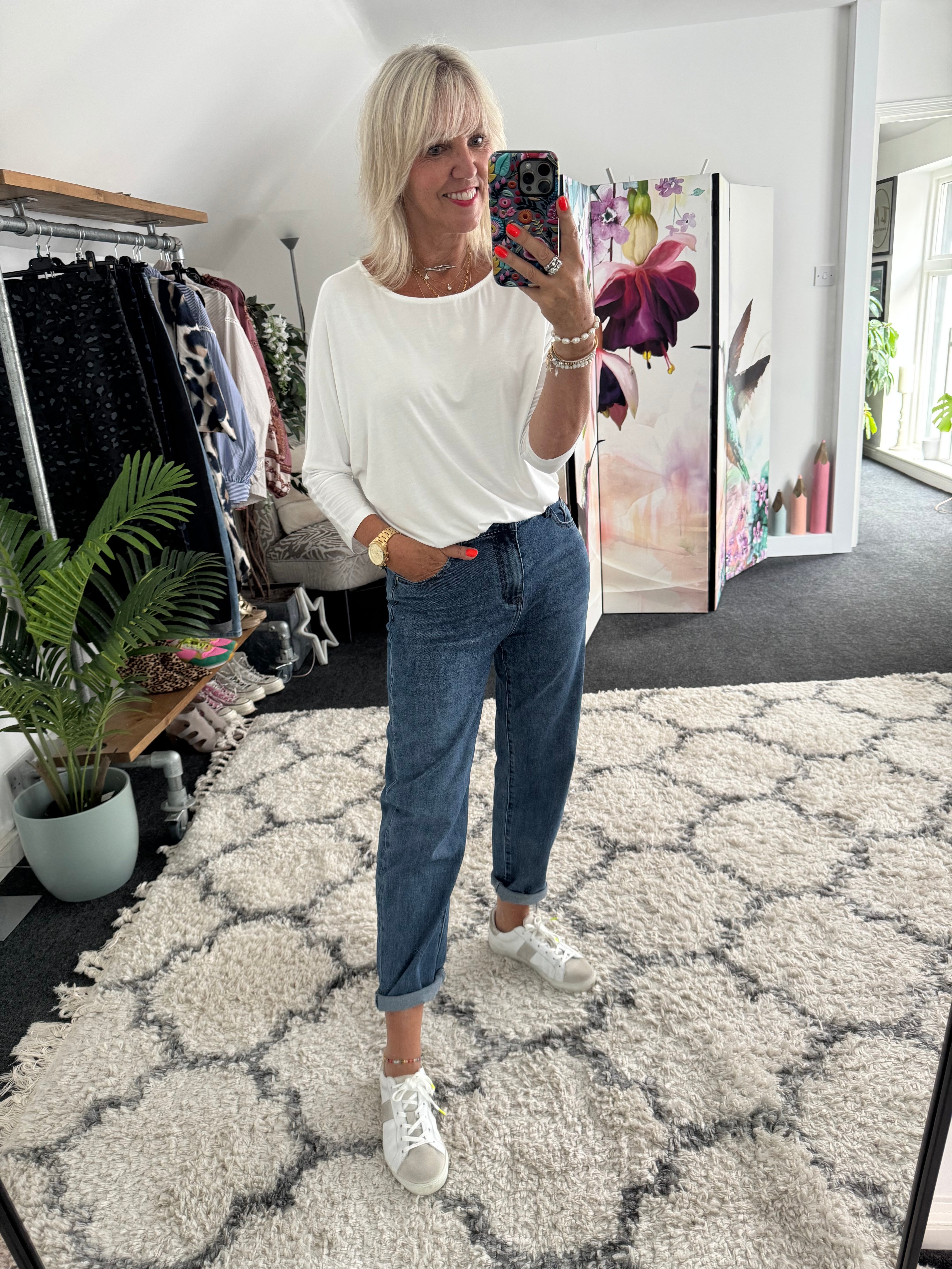 Stretch Boyfriend Jeans in Mid Denim