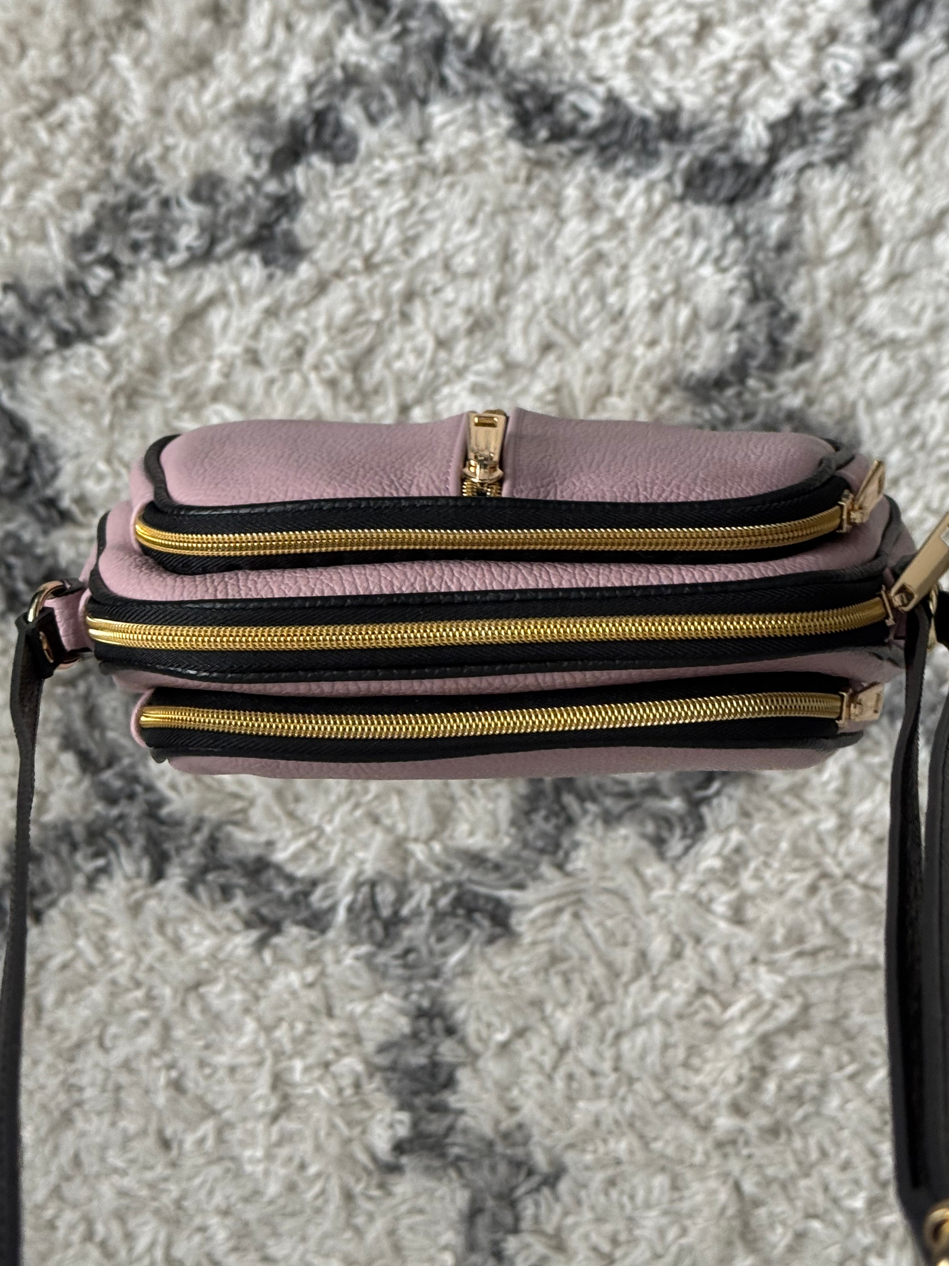 Leather Crossbody Bag in Soft Pink