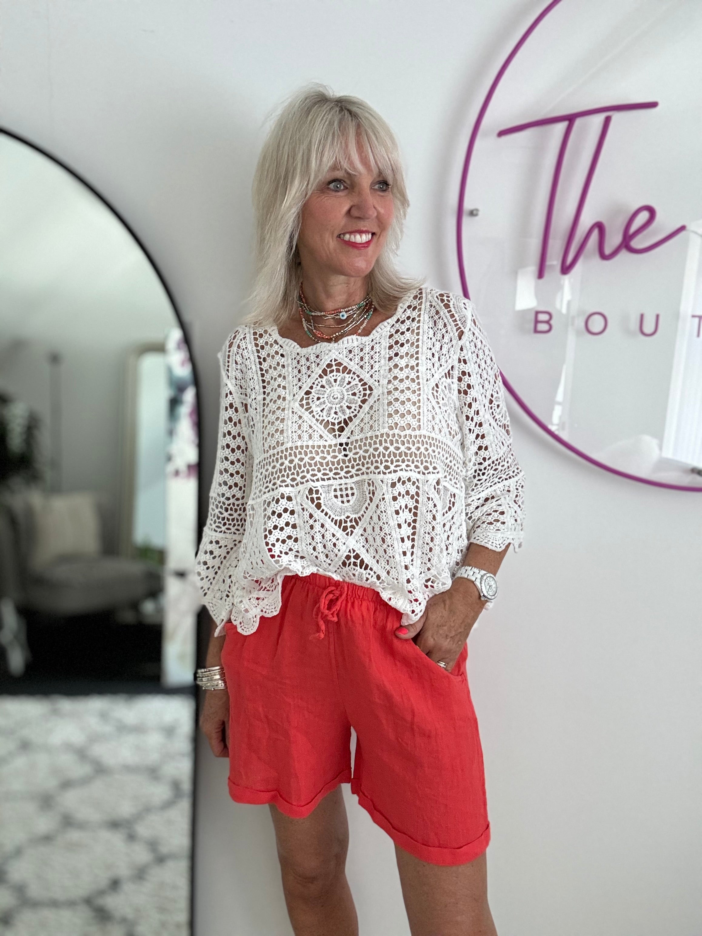 Linen Shorts in Coral