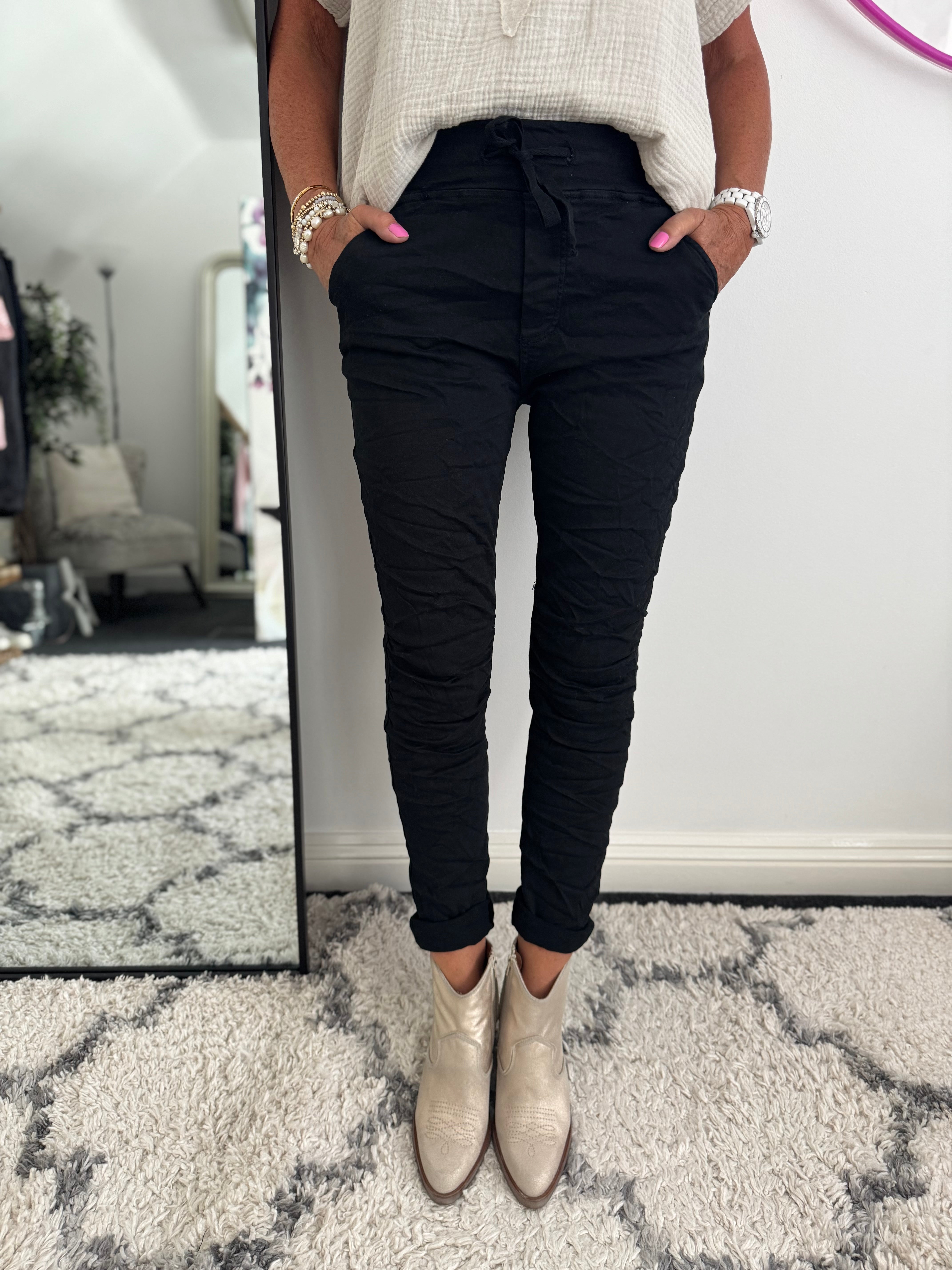 Jean Joggers in Black