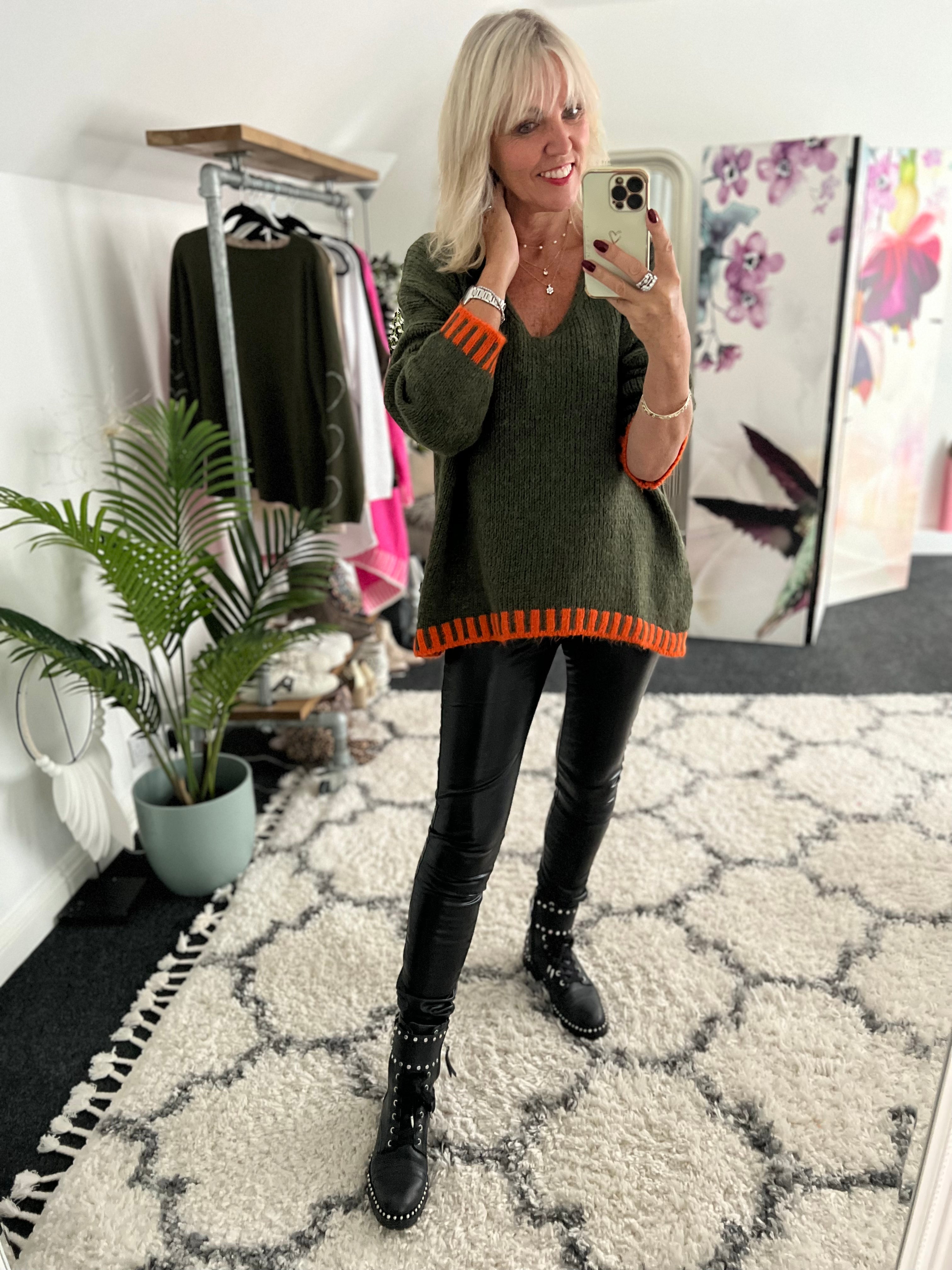 Stunning Jumper in Khaki & Orange