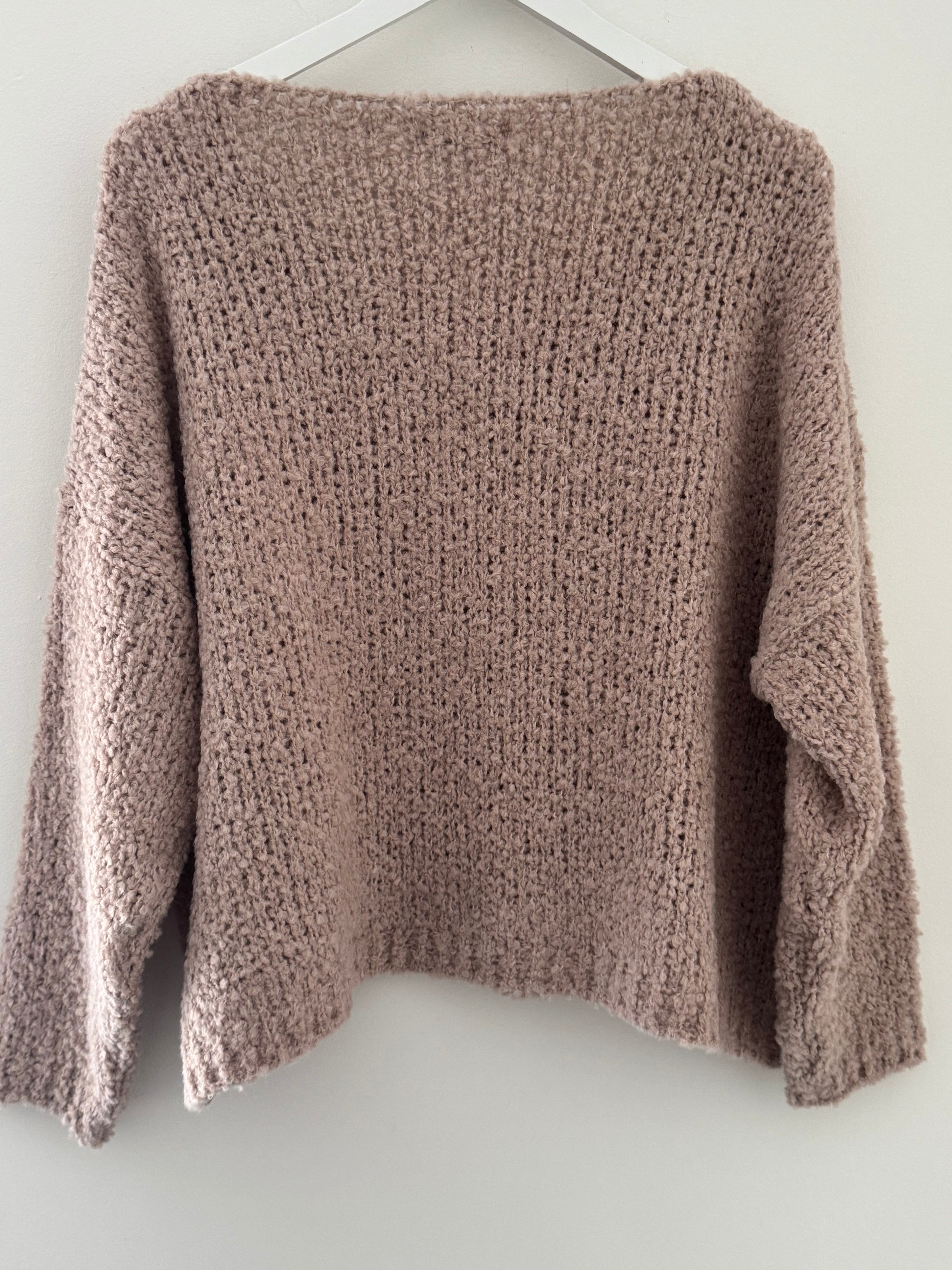 Boucle Jumper in Soft Pink