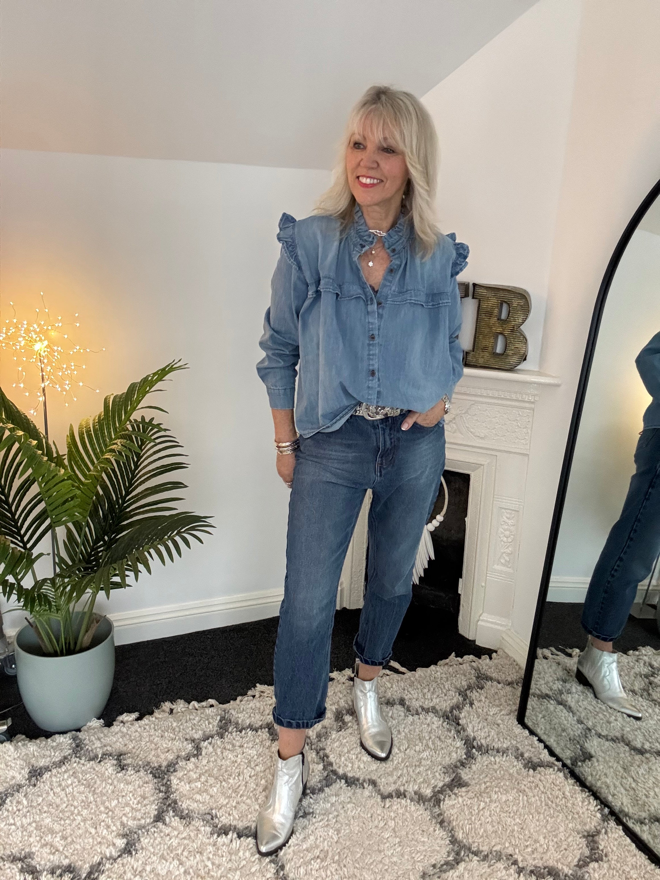 Slim Boyfriend Jeans in Mid Denim