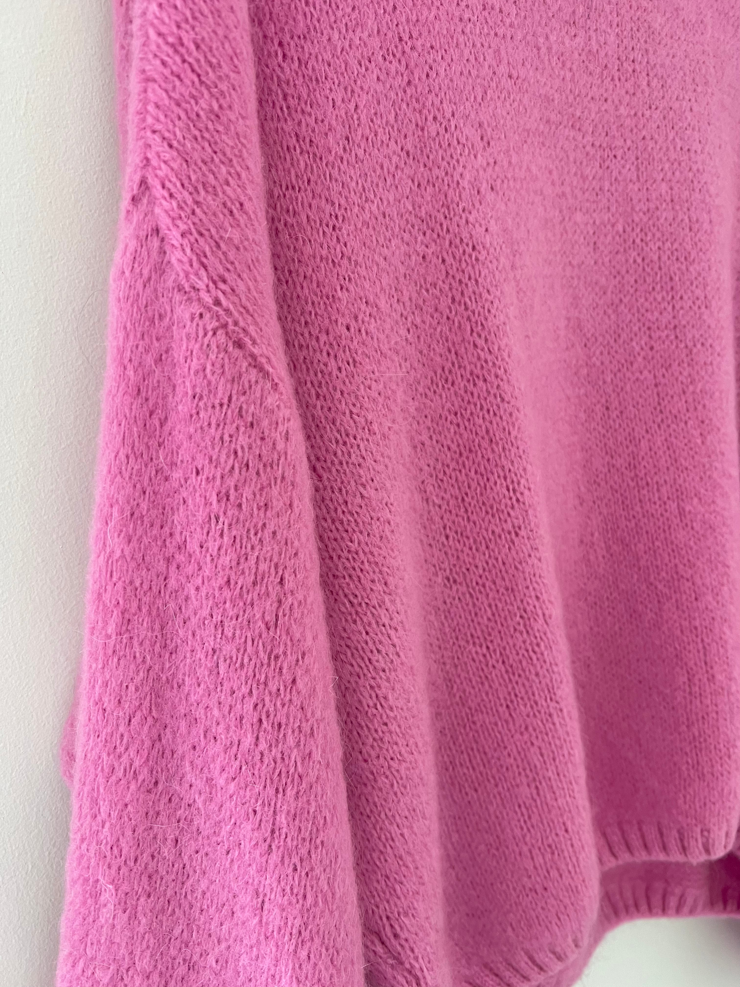 Round Neck Knit in Candy Pink