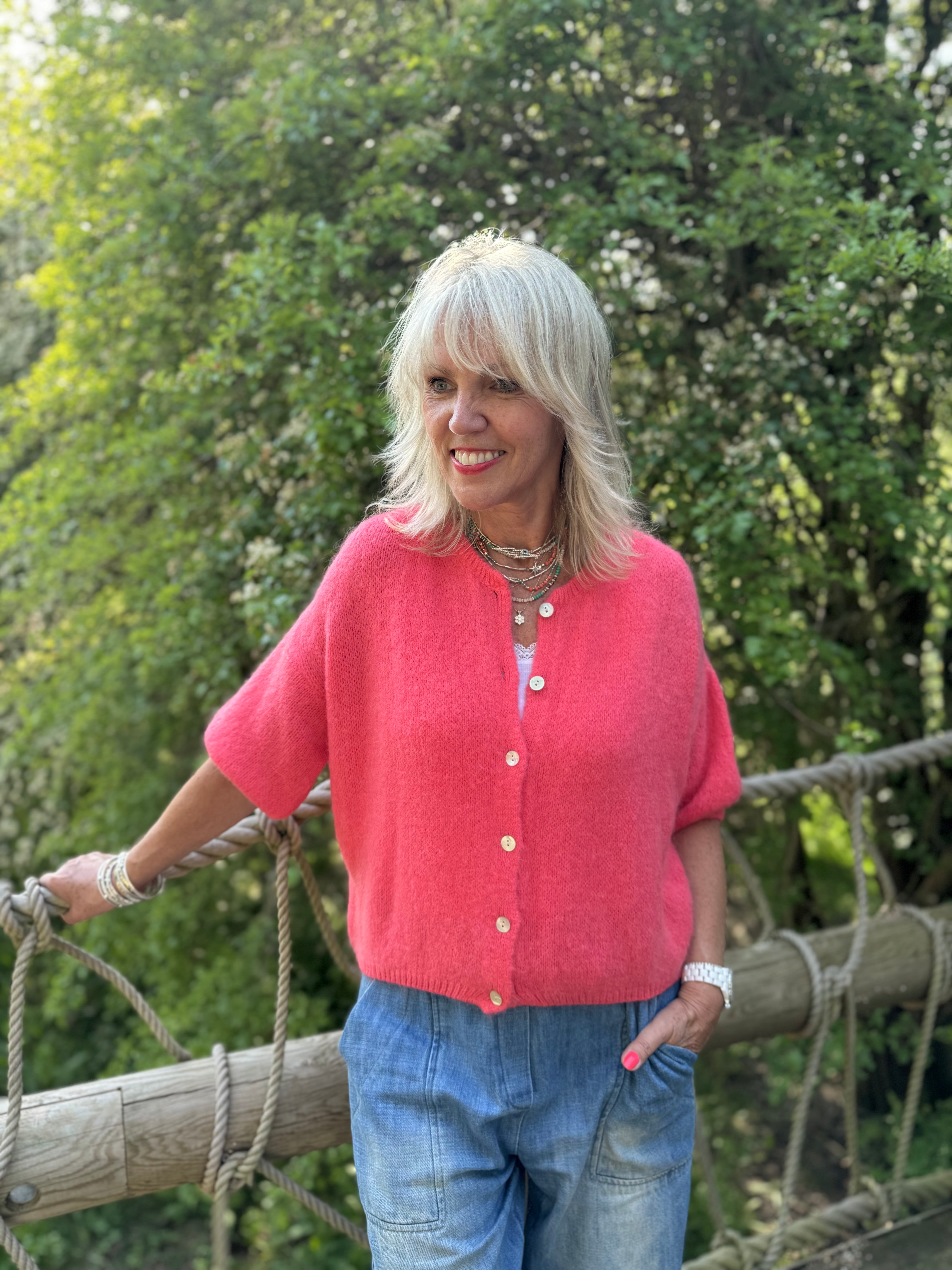 Cropped Sleeve Buttoned Cardi in Coral