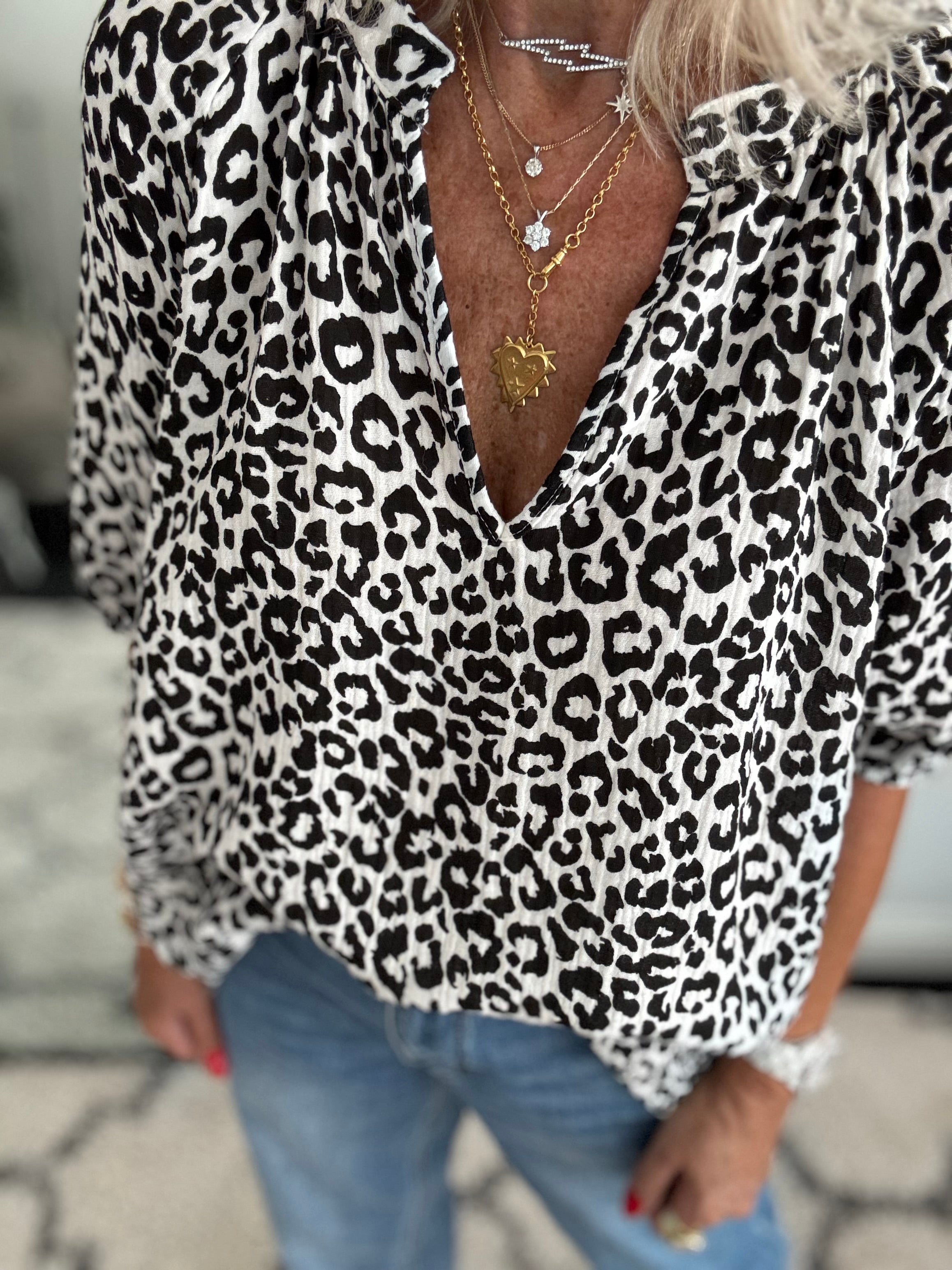 Oversized Cheesecloth Top in Classic Leopard