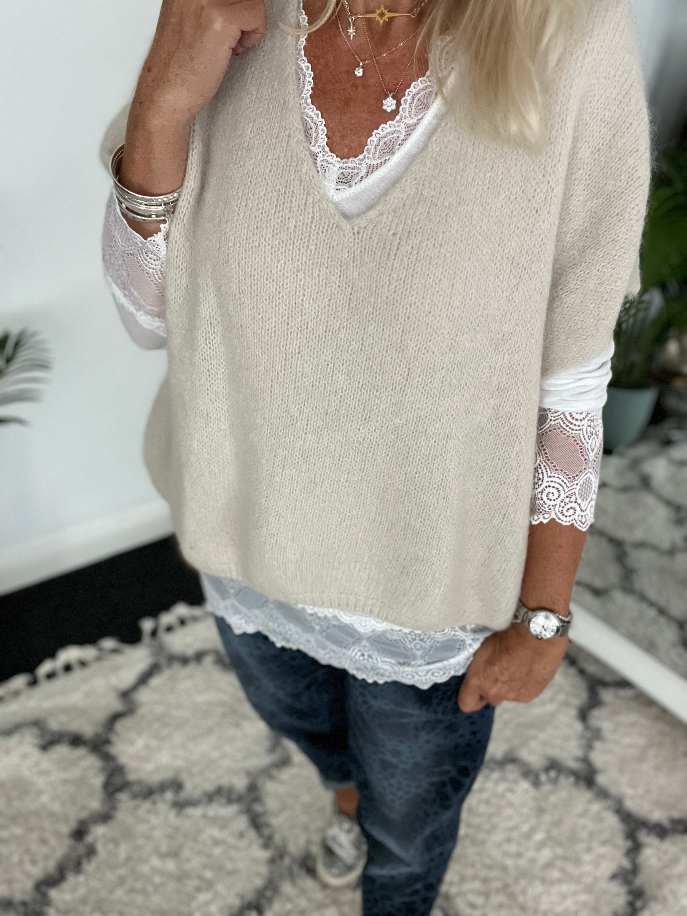 Luxe Base Top with Lace Trim in White