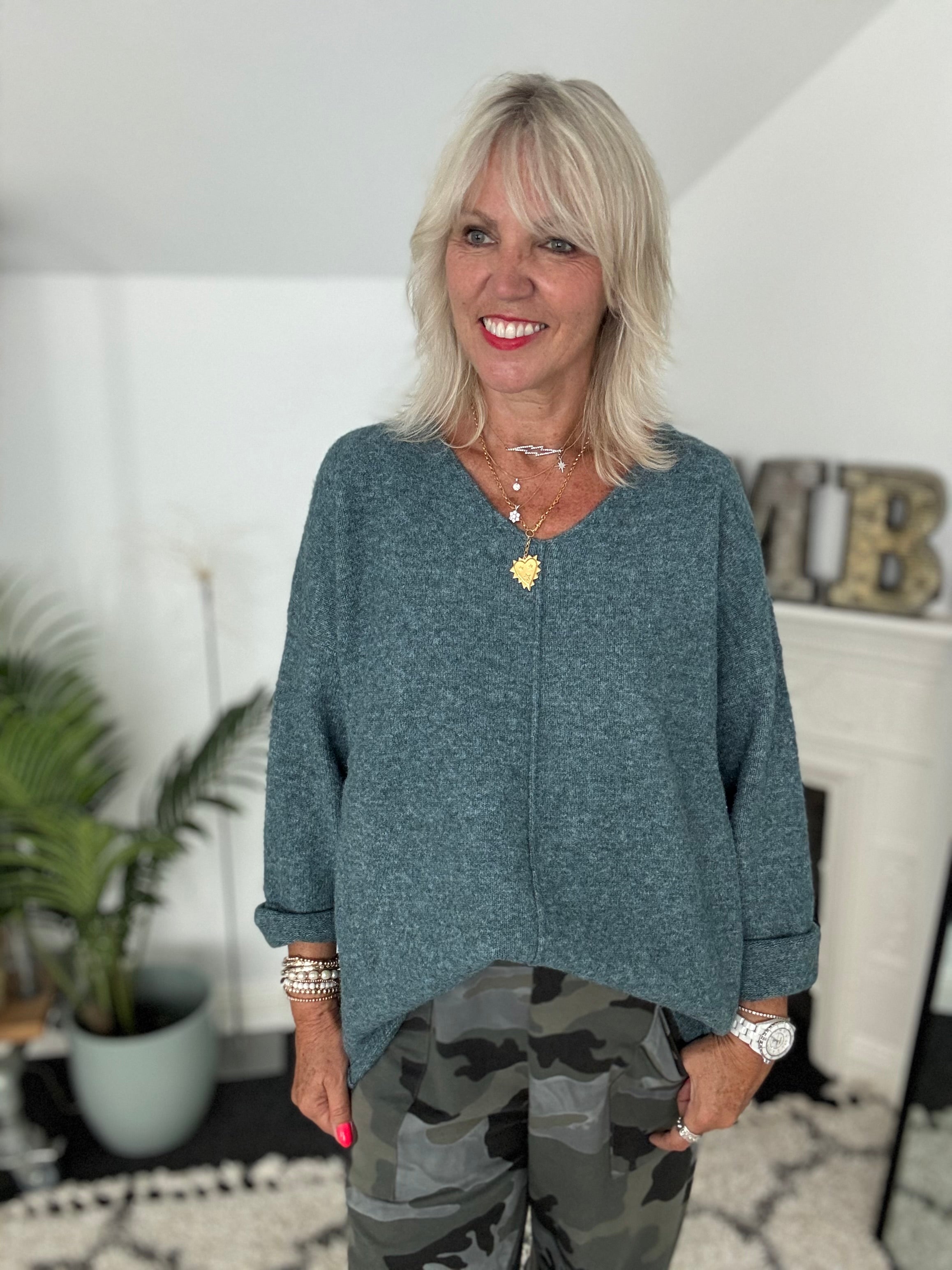 Seam Front V Neck Jumper in Sea Green