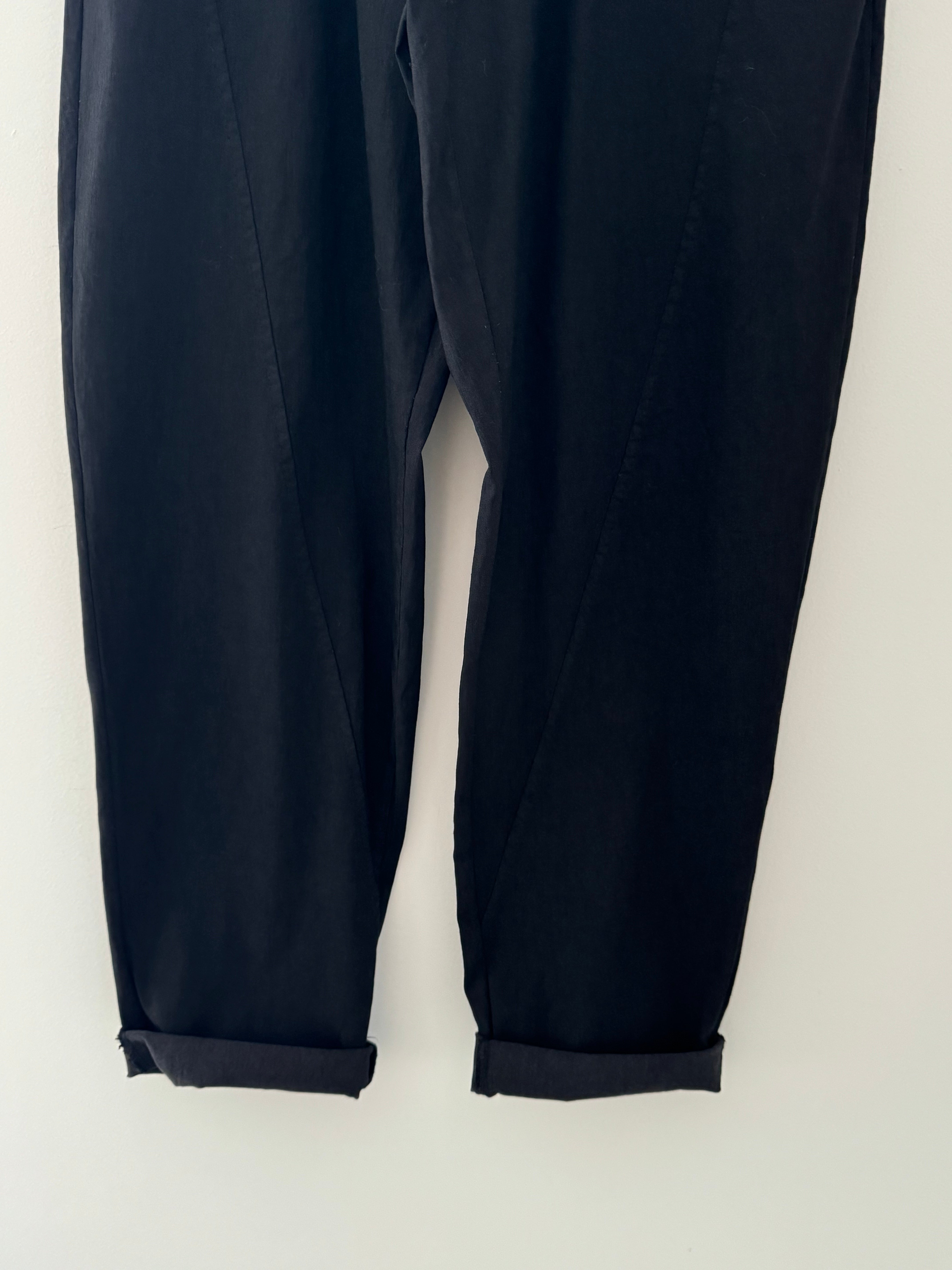 Engineered Boyfriend Joggers in Black