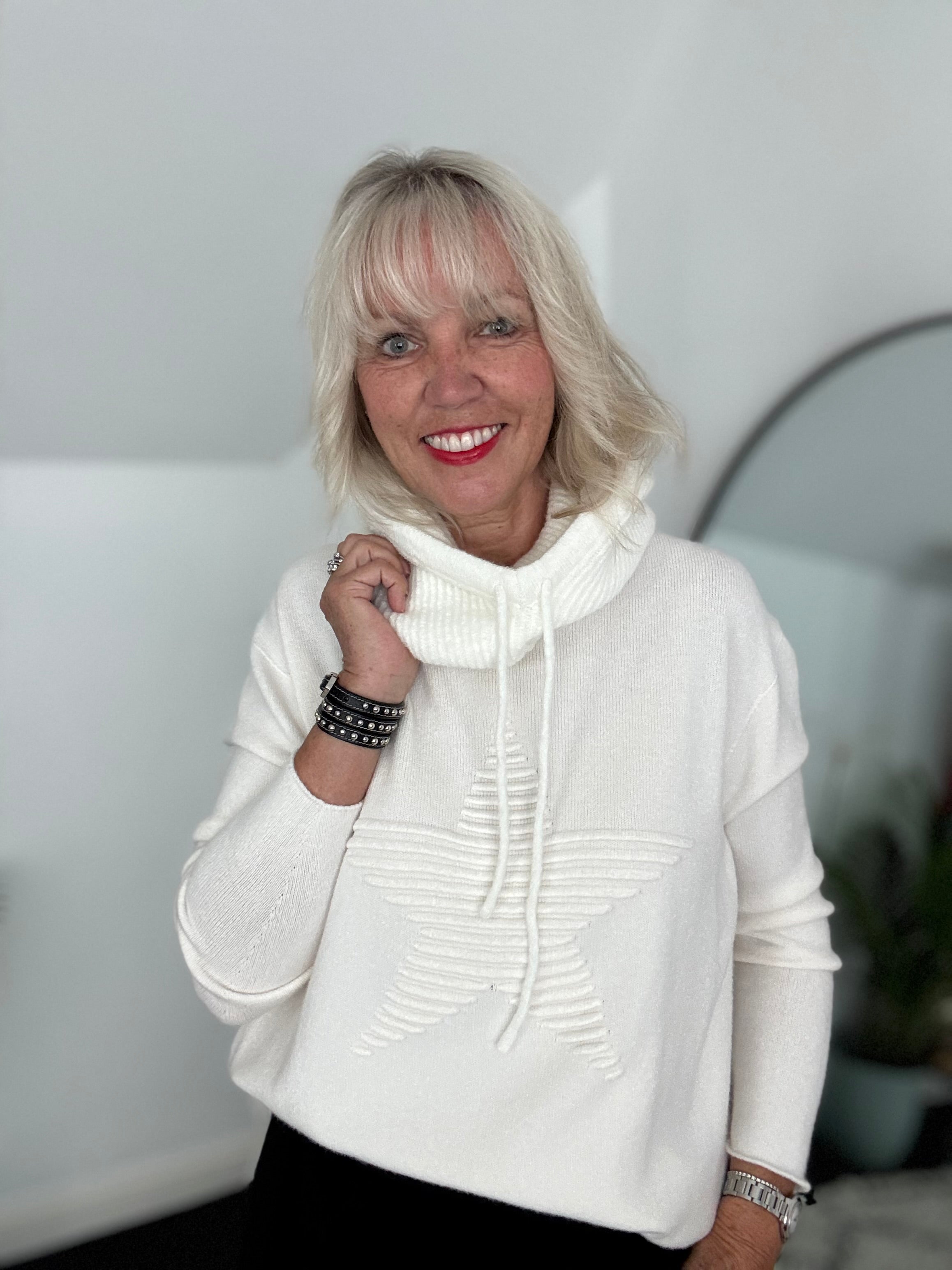 Luxe Hooded Snood in Ivory