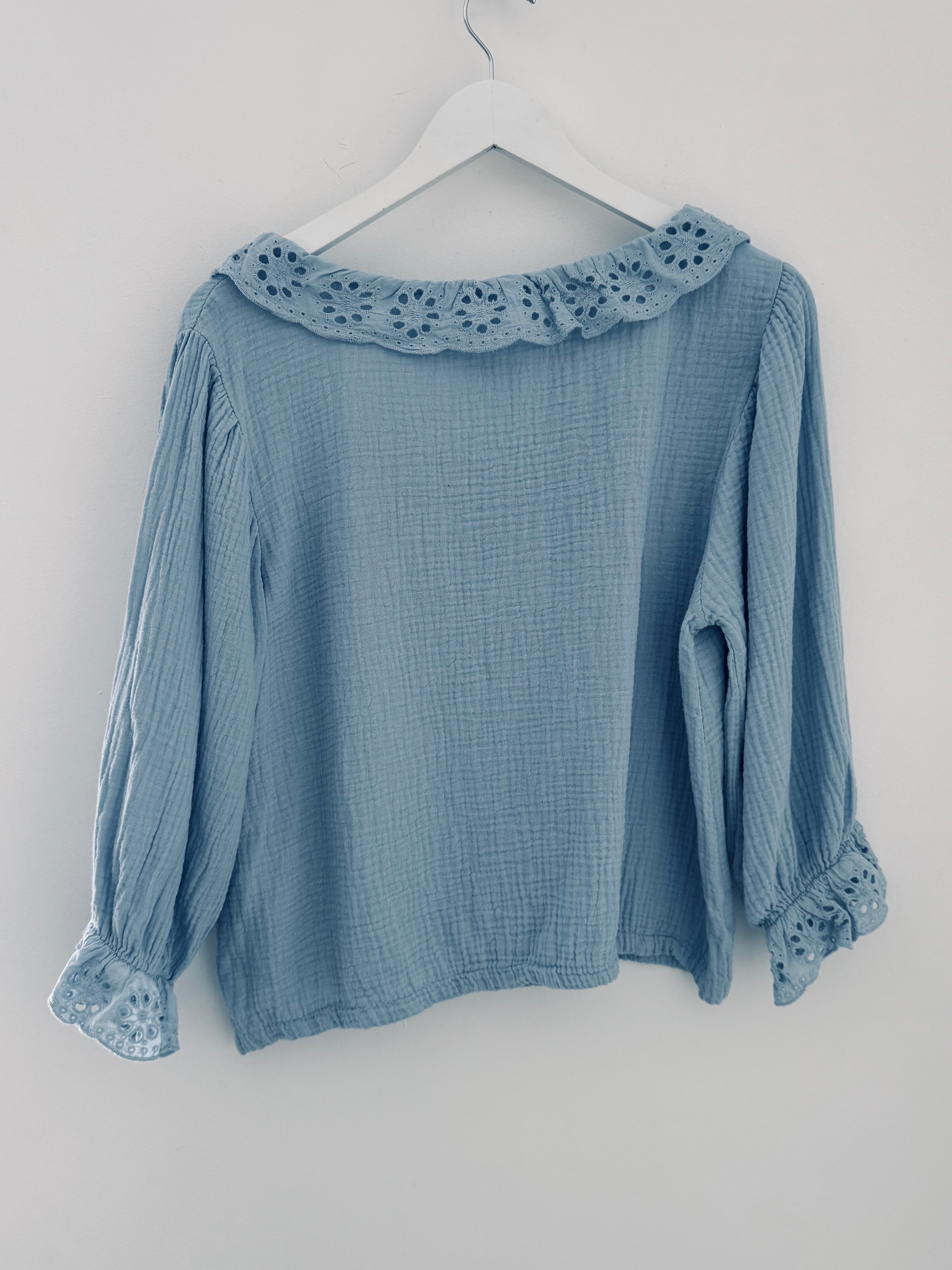 Cheesecloth Blouse with Broderie Collar in Blue