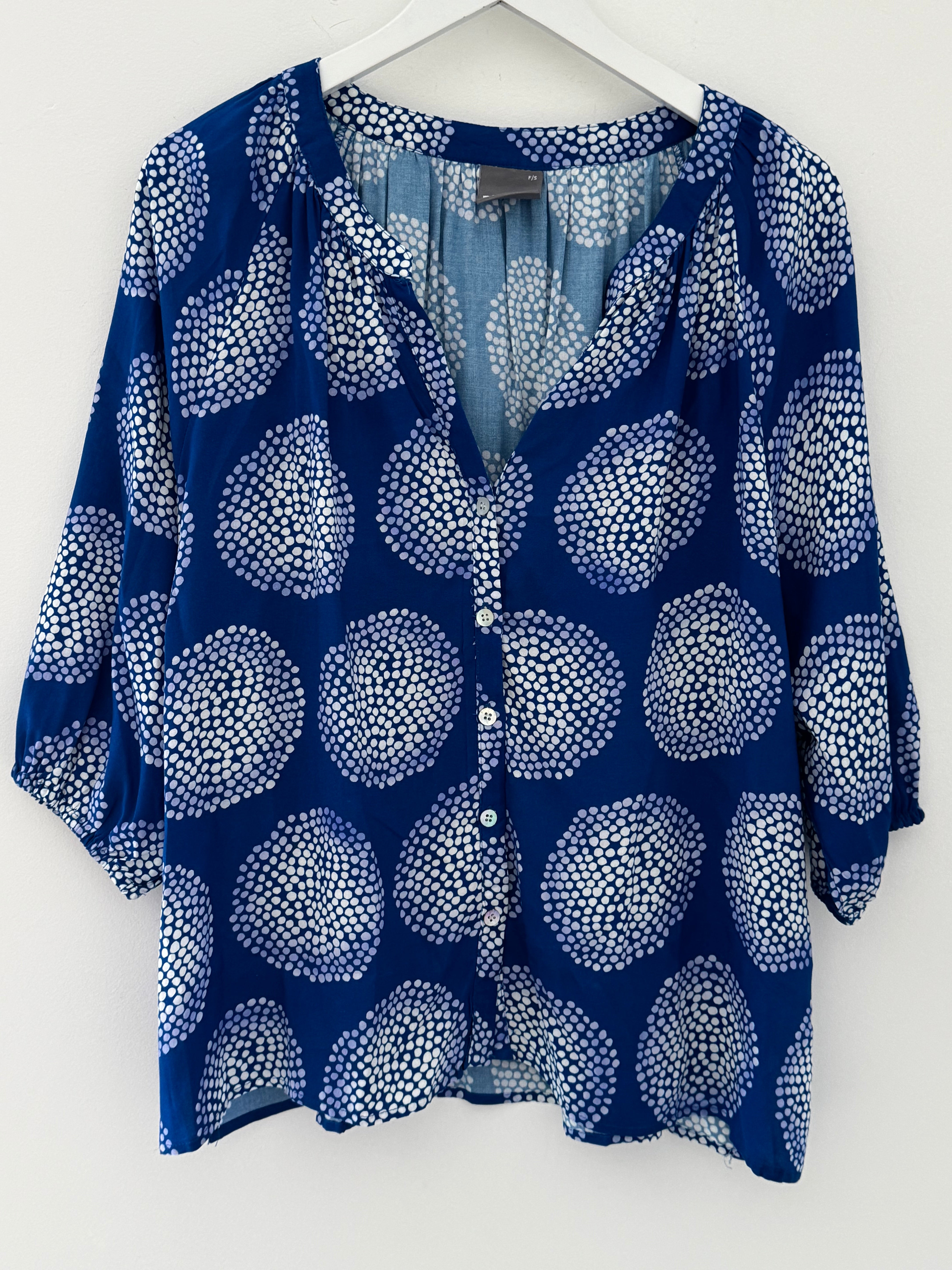 Circle Dots Blouse in Blue