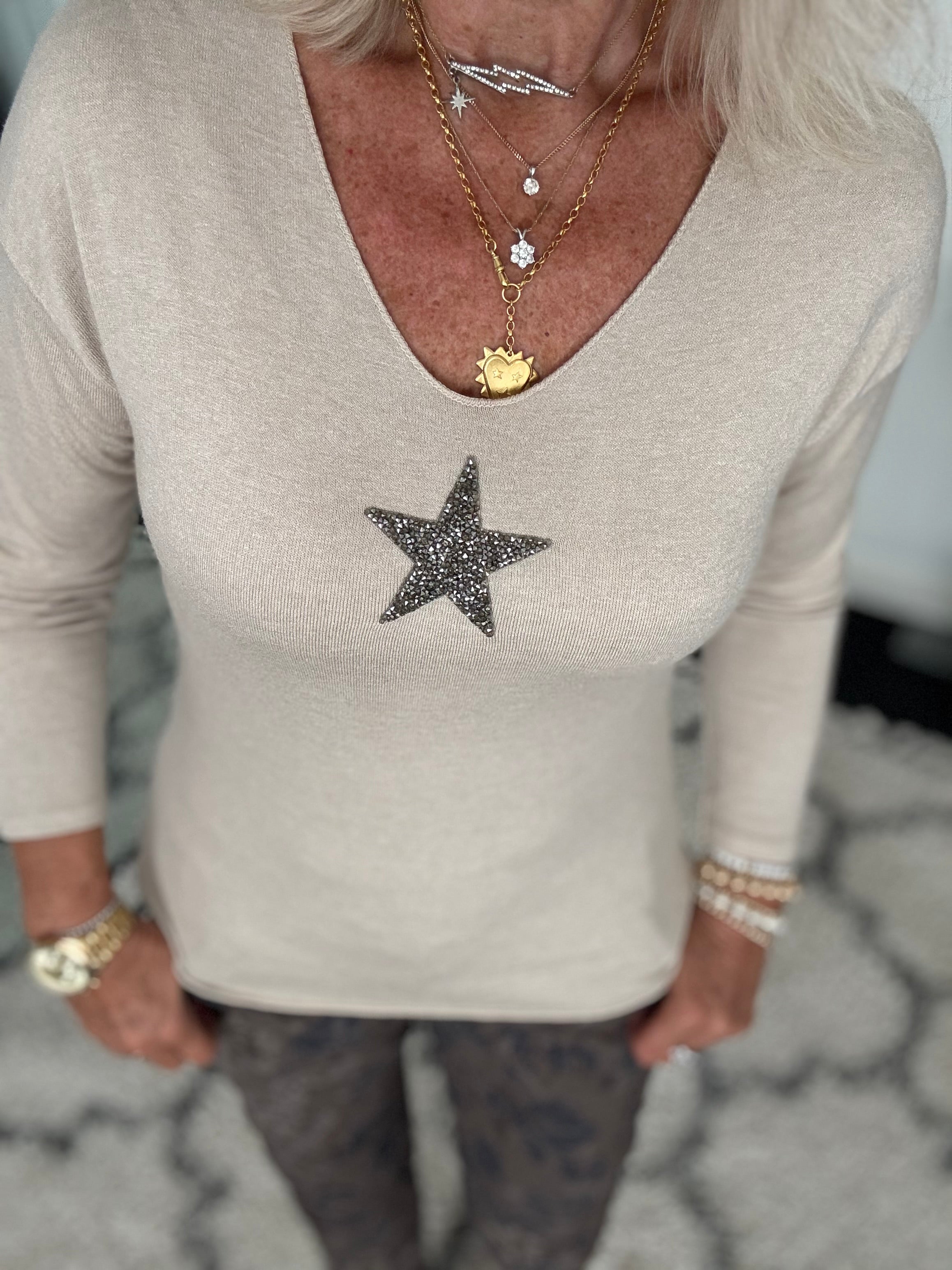 Slimfit Glitter Star Jumper in Stone