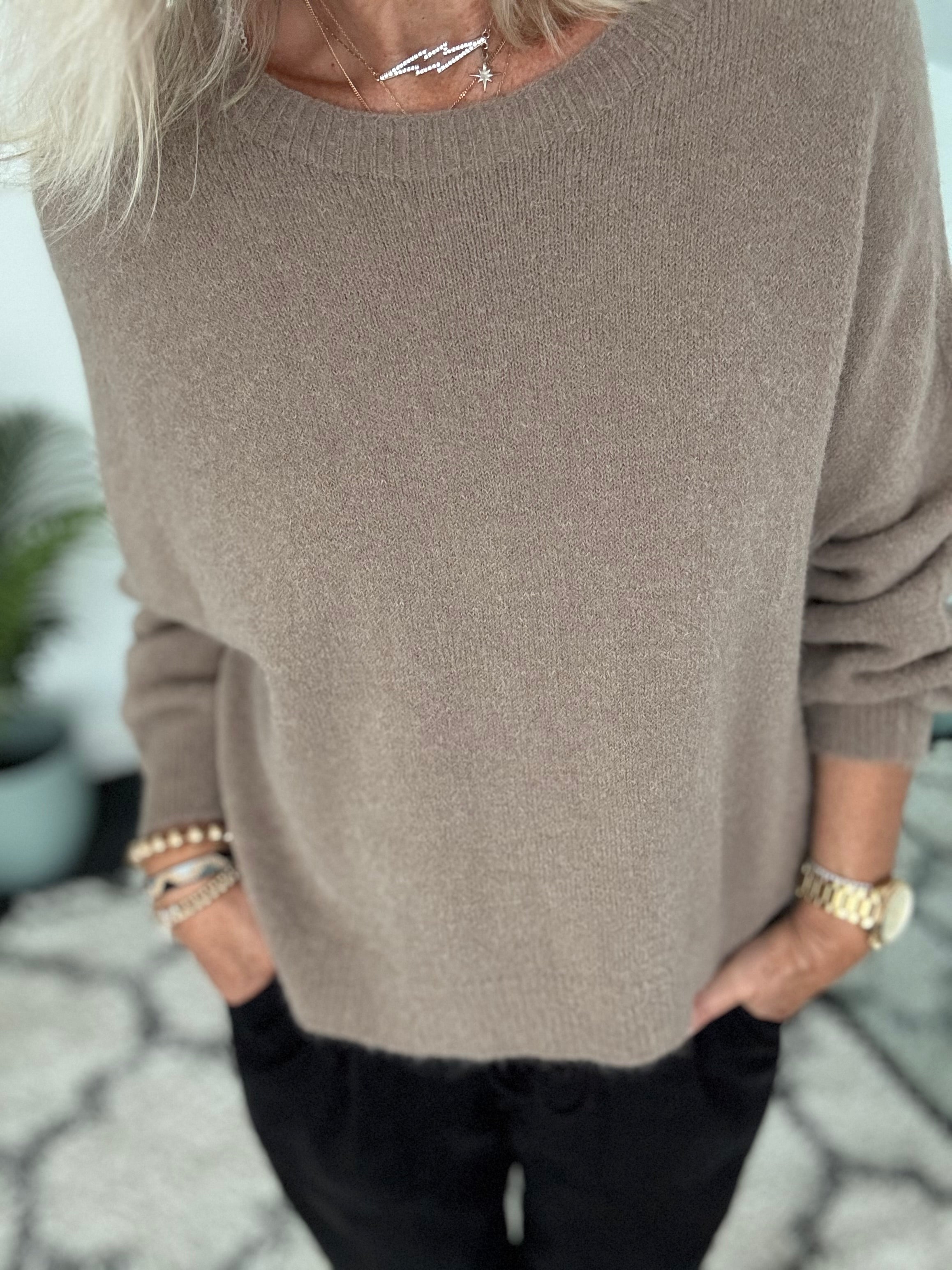Luxe Slouchy Alpaca Jumper in Mocha