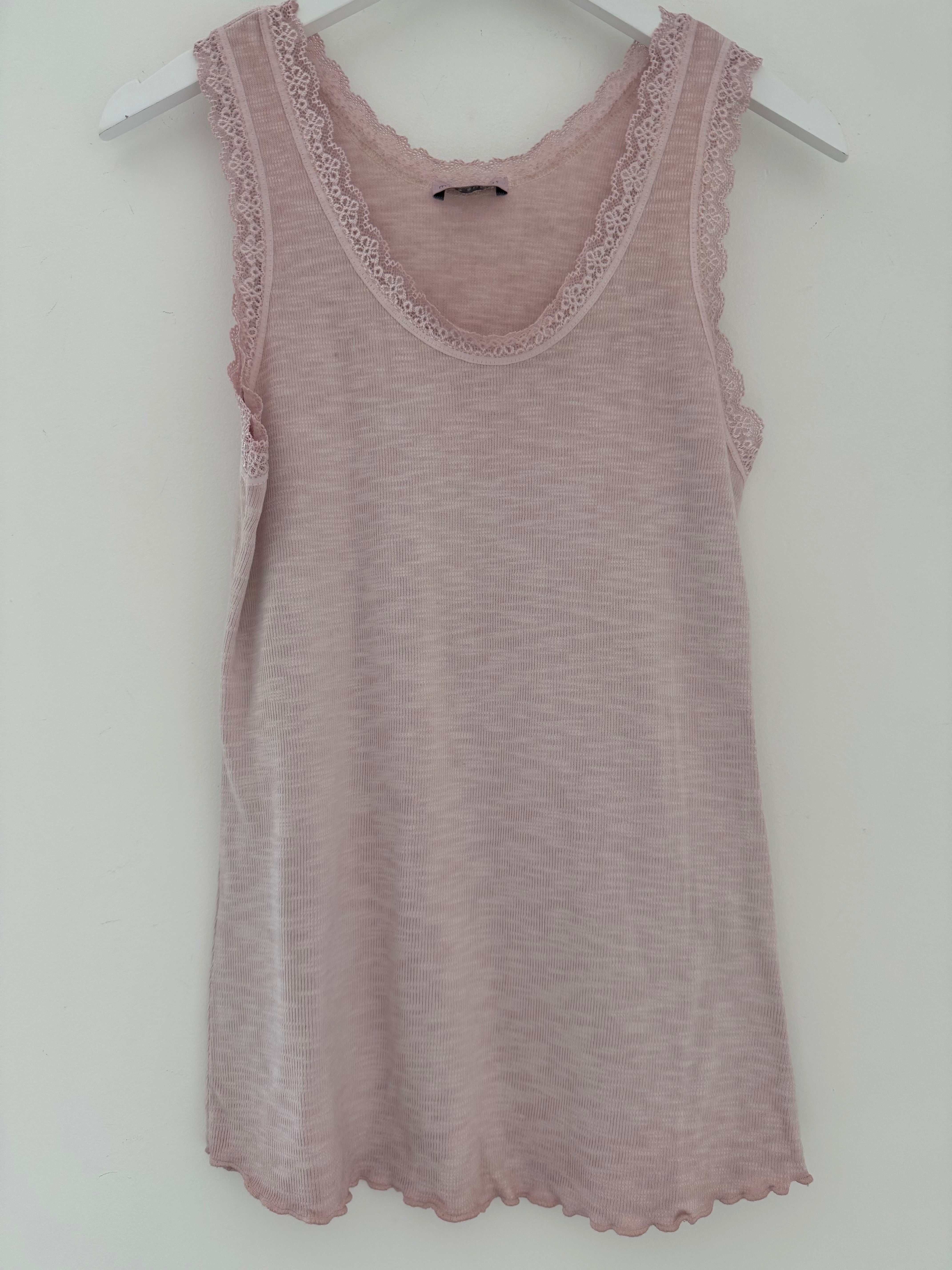Luxe Ribbed Vest in Soft Pink