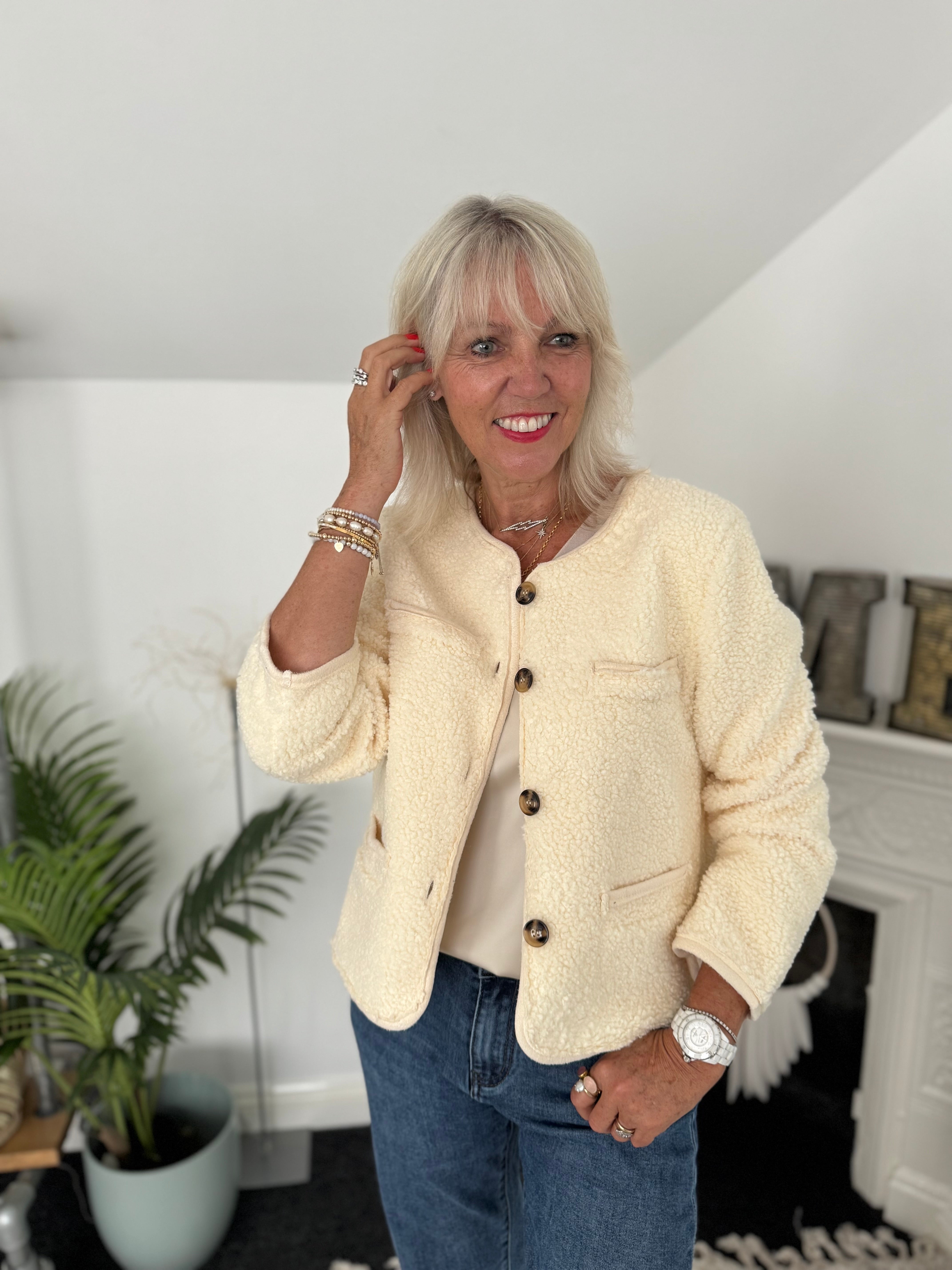 Soft Teddy Jacket in Vanilla