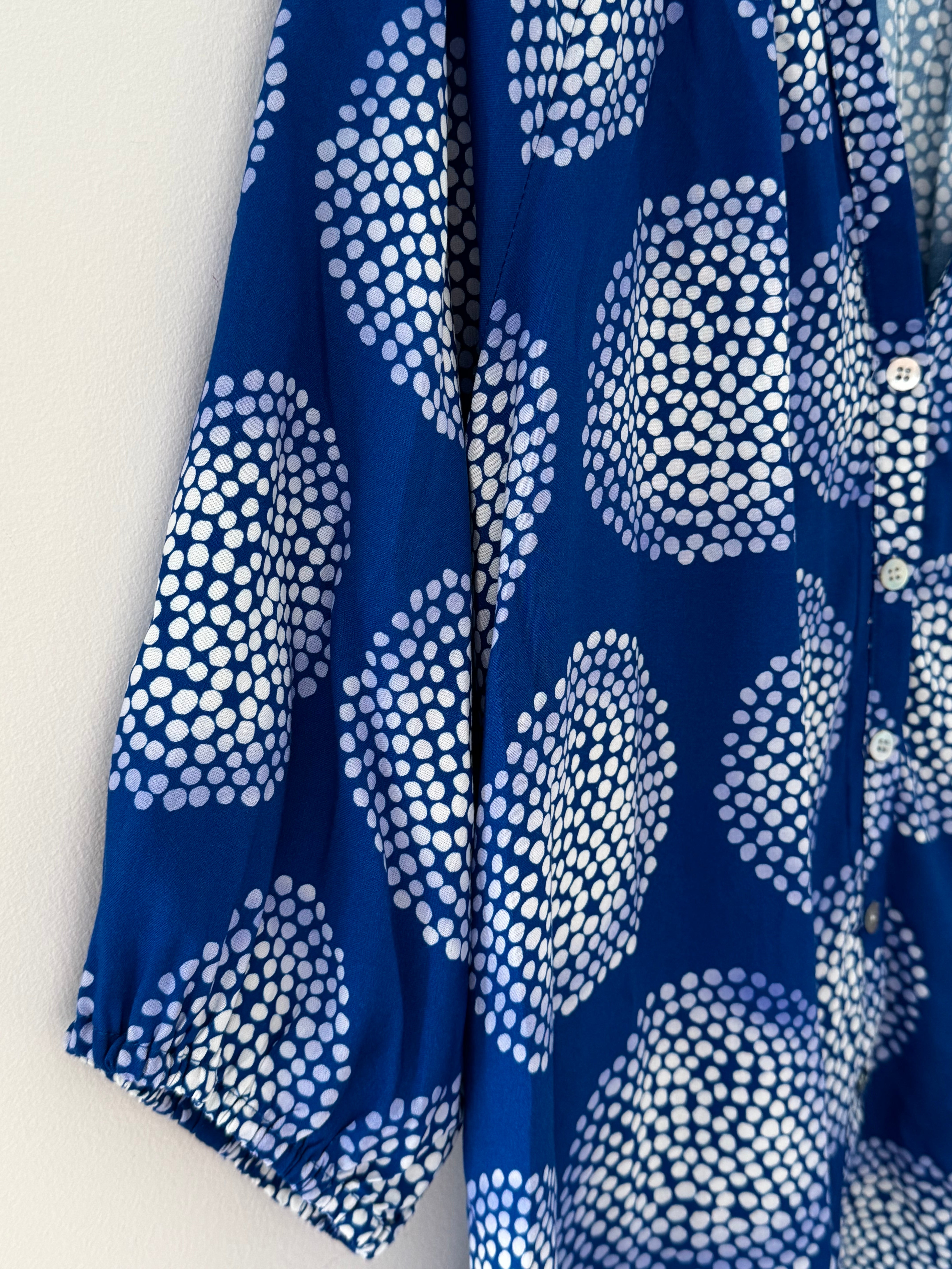 Circle Dots Blouse in Blue