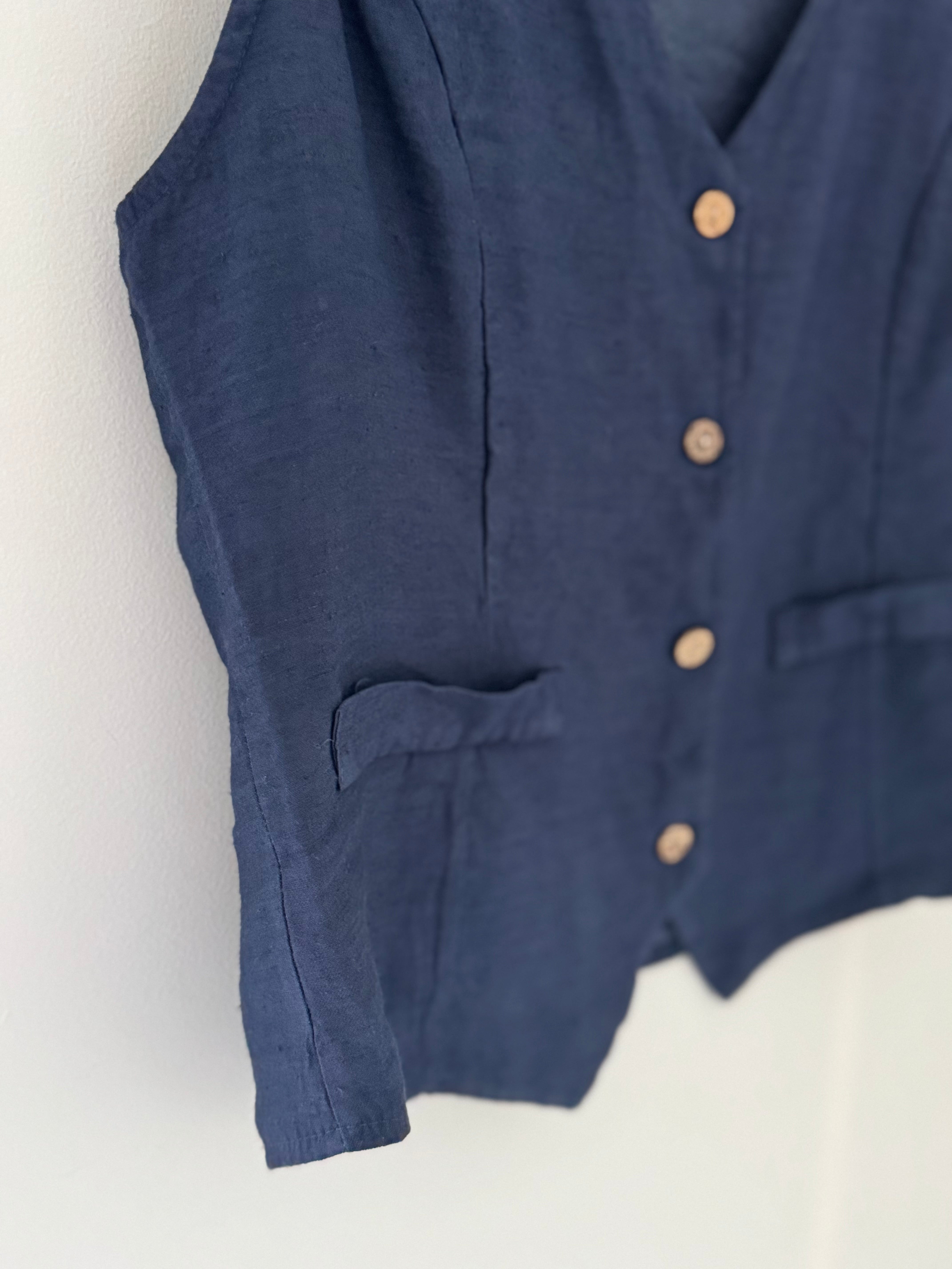 Linen Mix Waistcoat in Navy