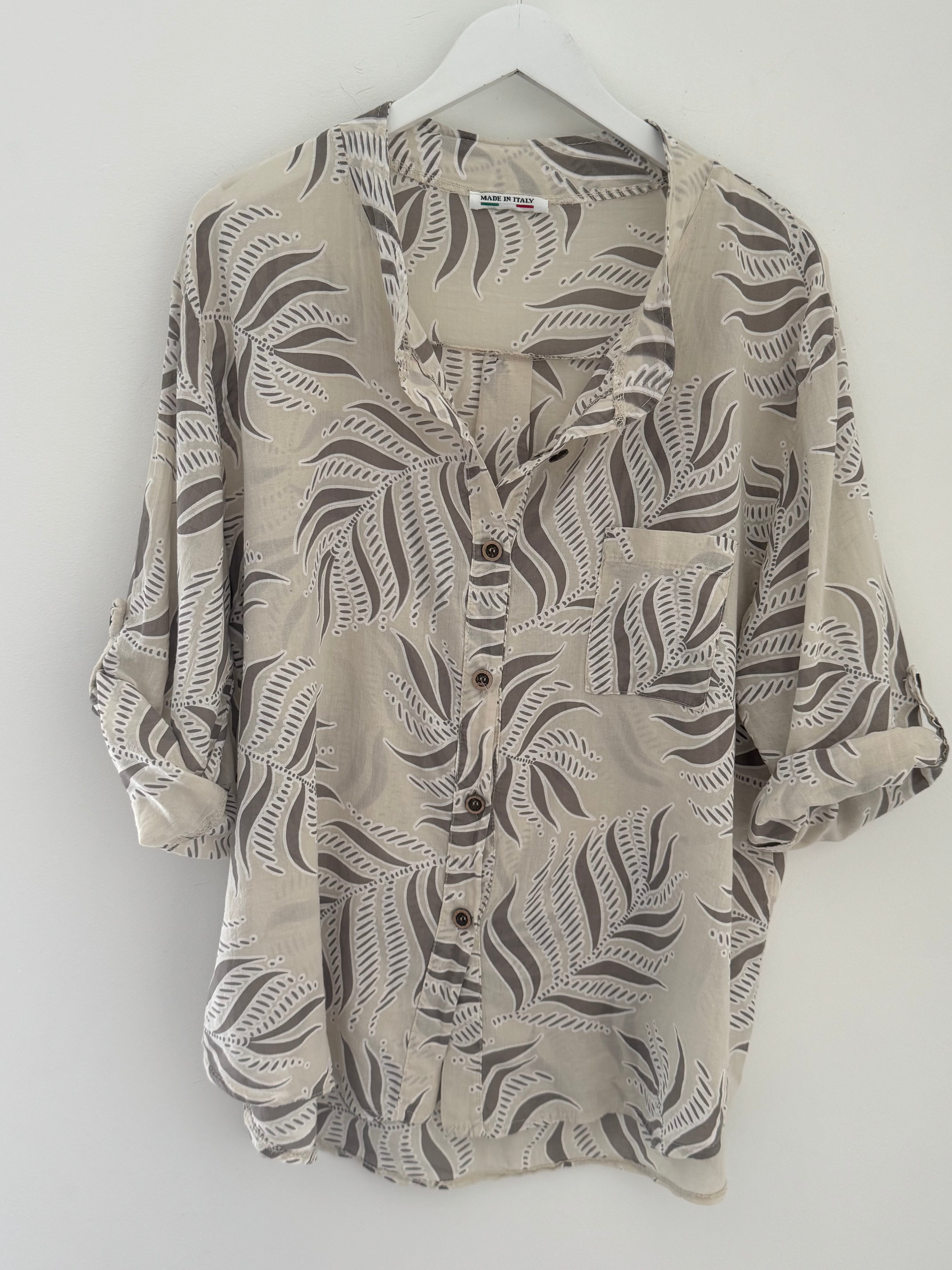 Fern Print Blouse in Stone