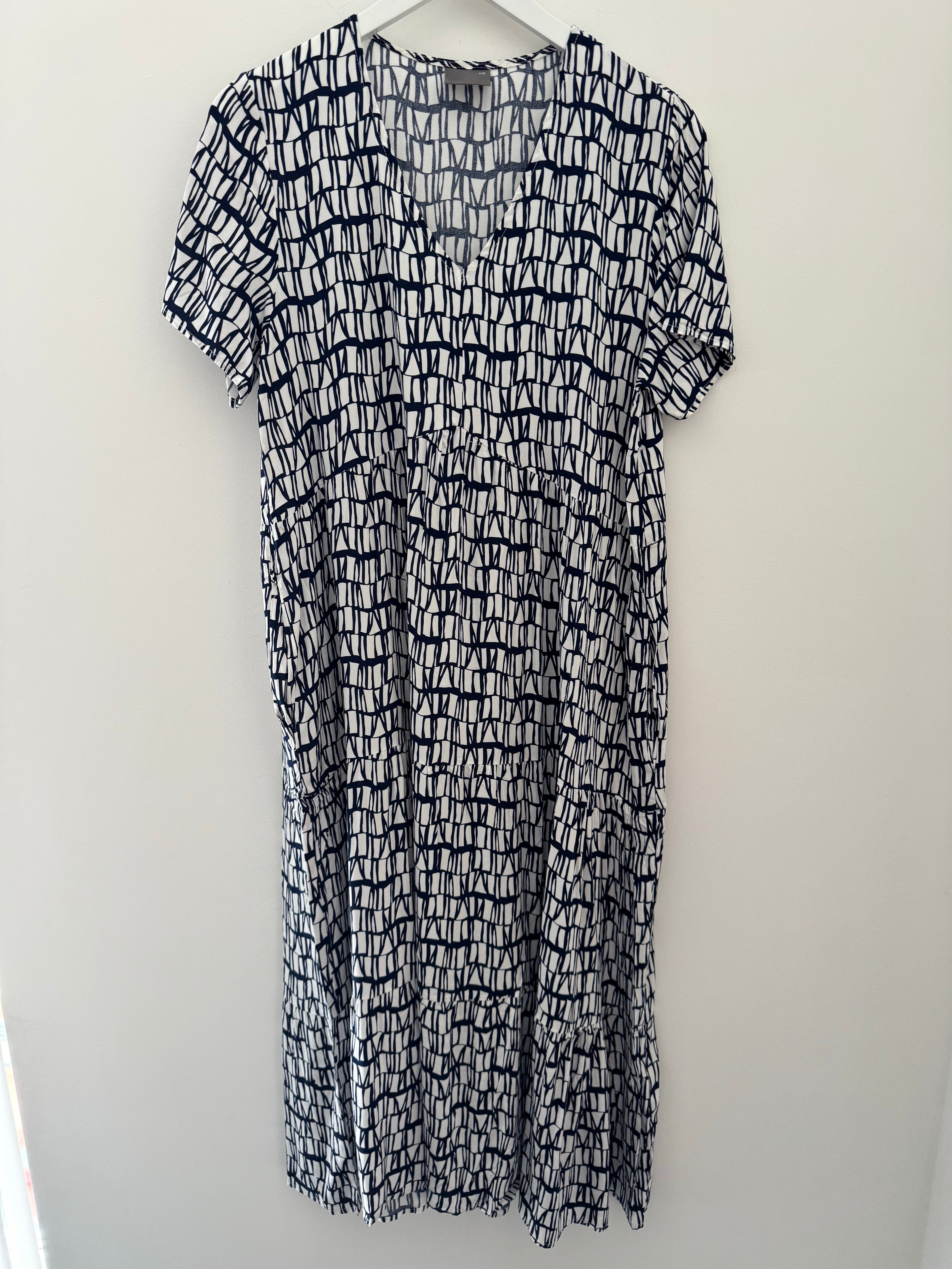 Pattern Tiered Dress with V Neck in Ink