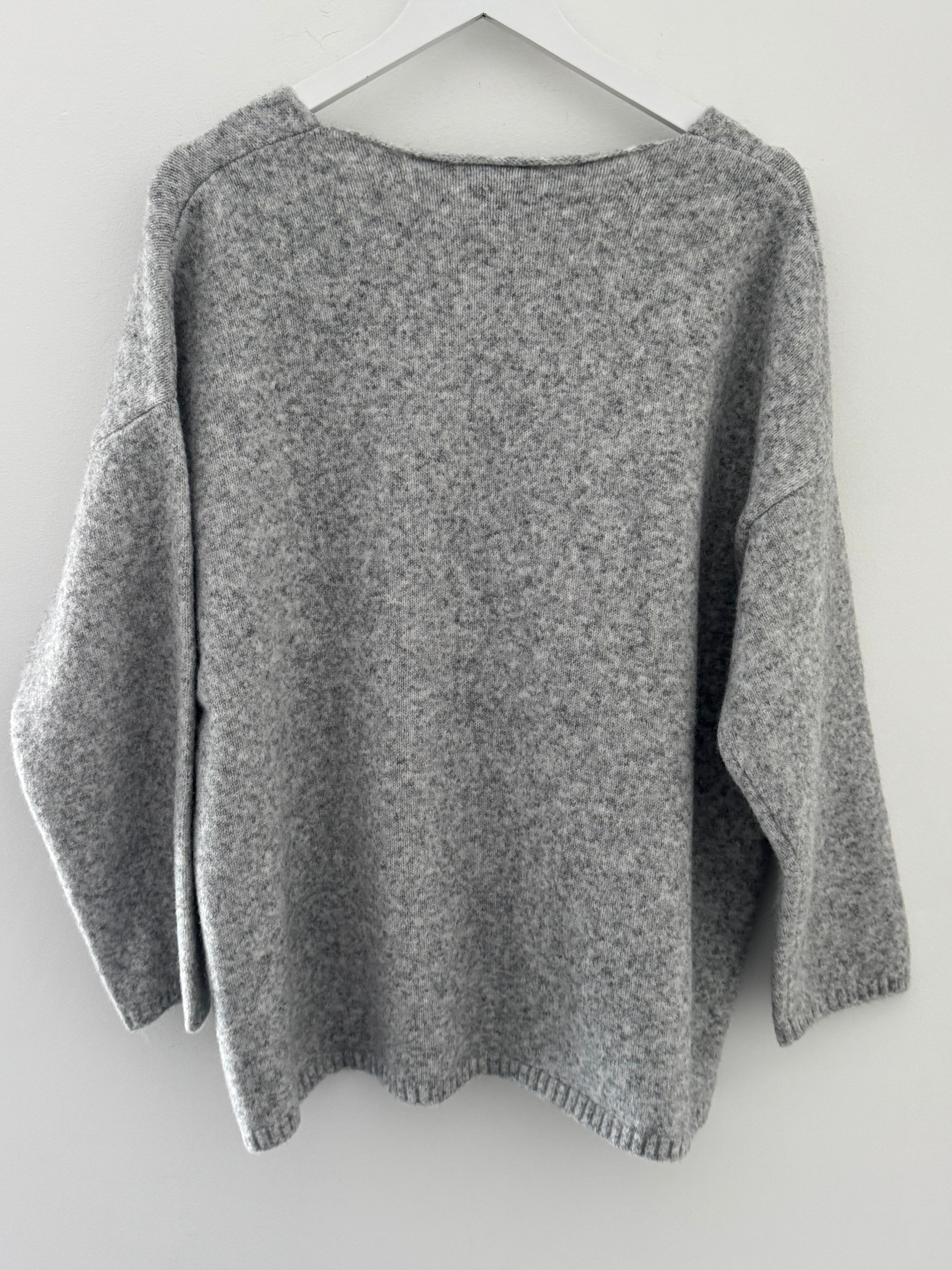 Seam Front V Neck Jumper in Marl Grey