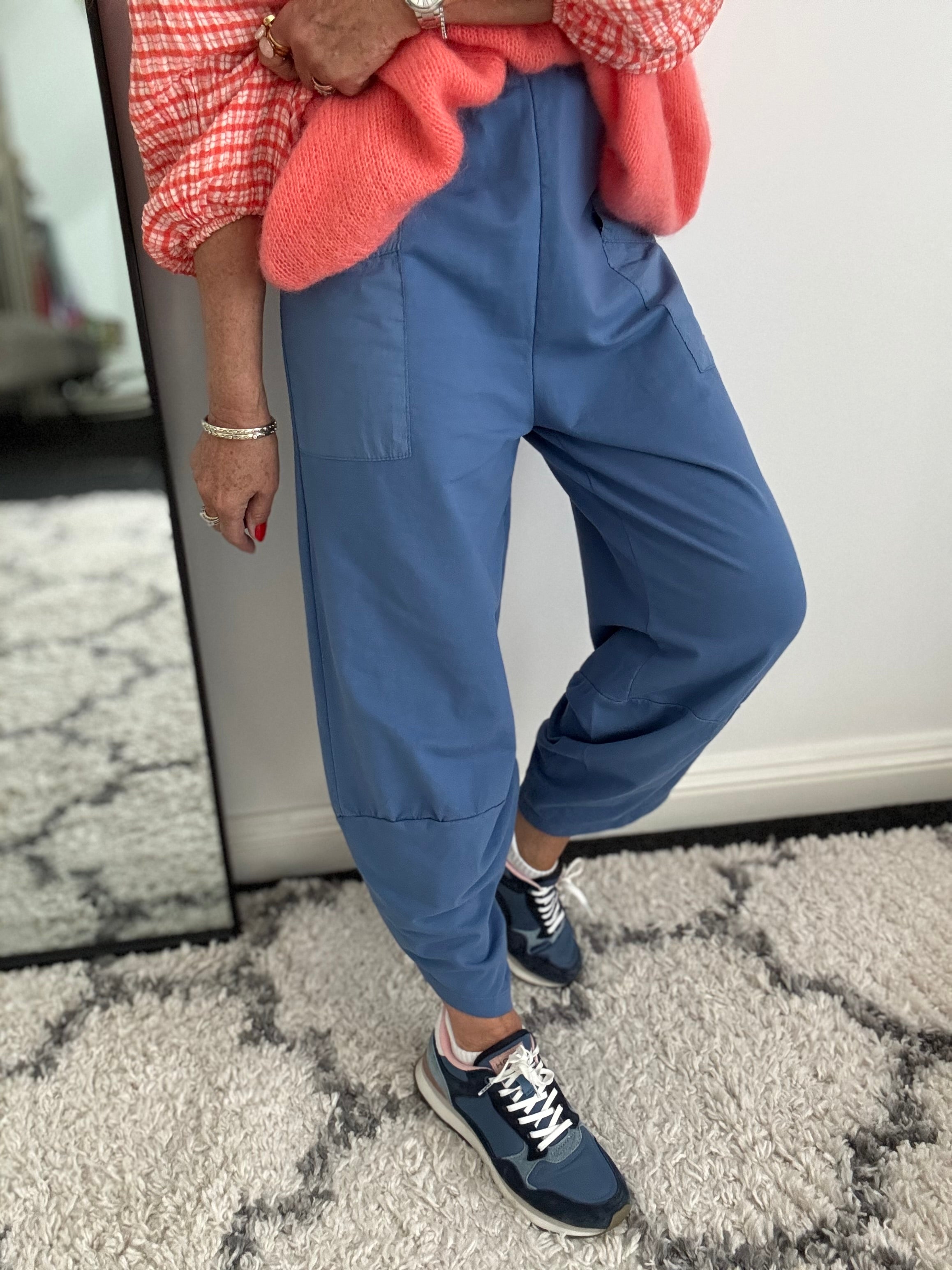 Barrel Shape Cotton Jersey Trousers in Cornflower