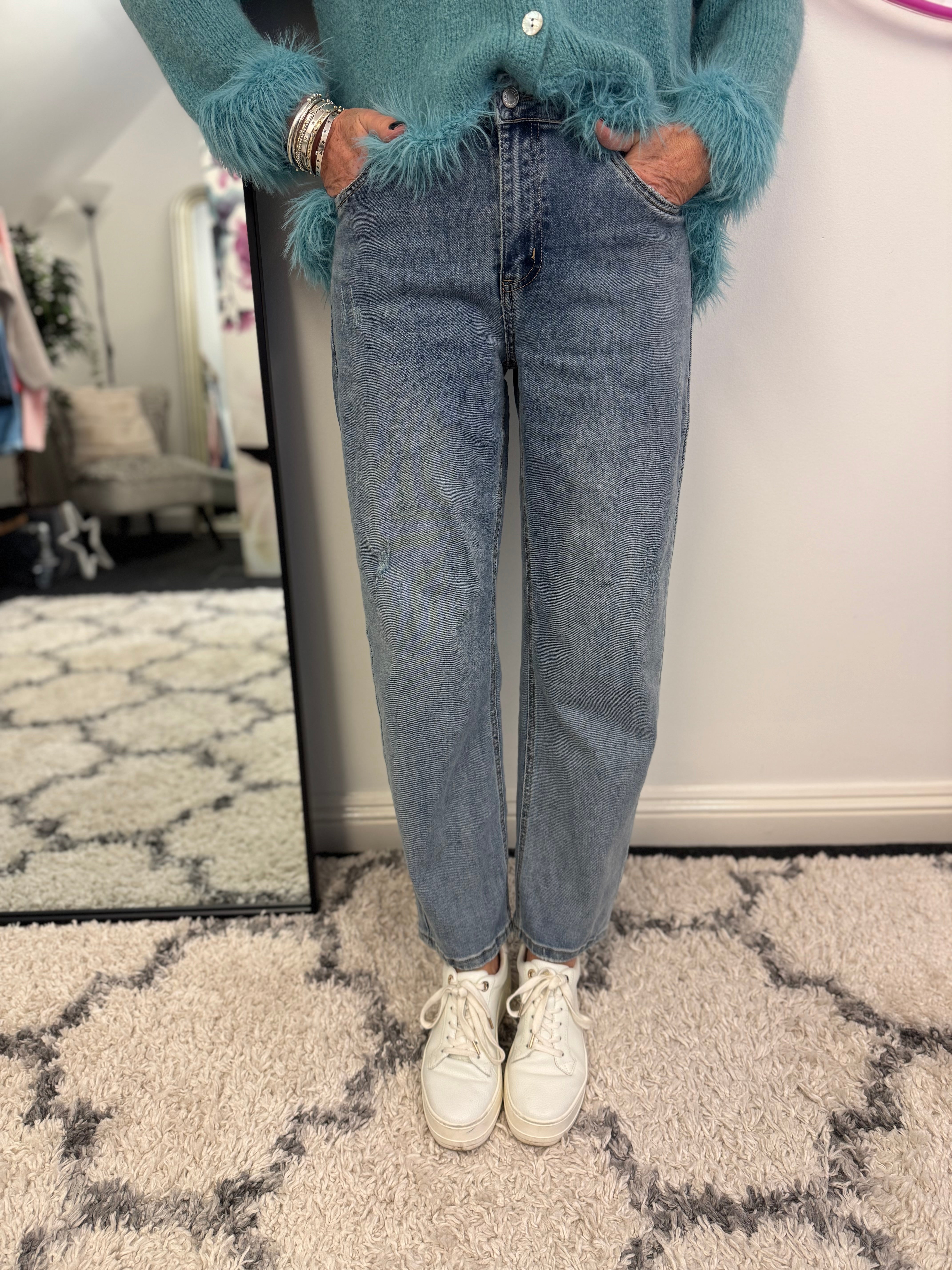 Slim Barrel Leg Stretch Jeans