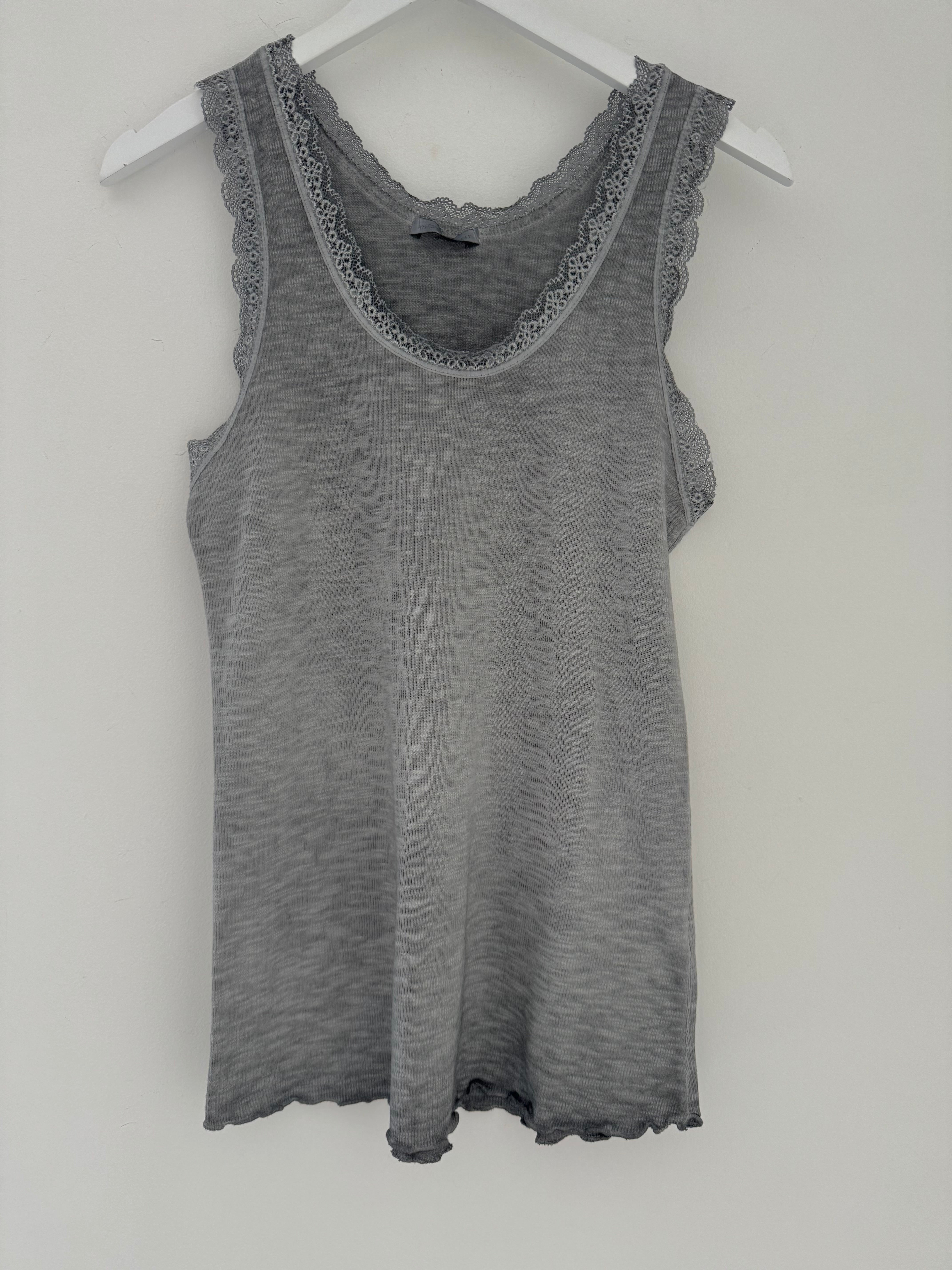 Luxe Ribbed Vest in Grey