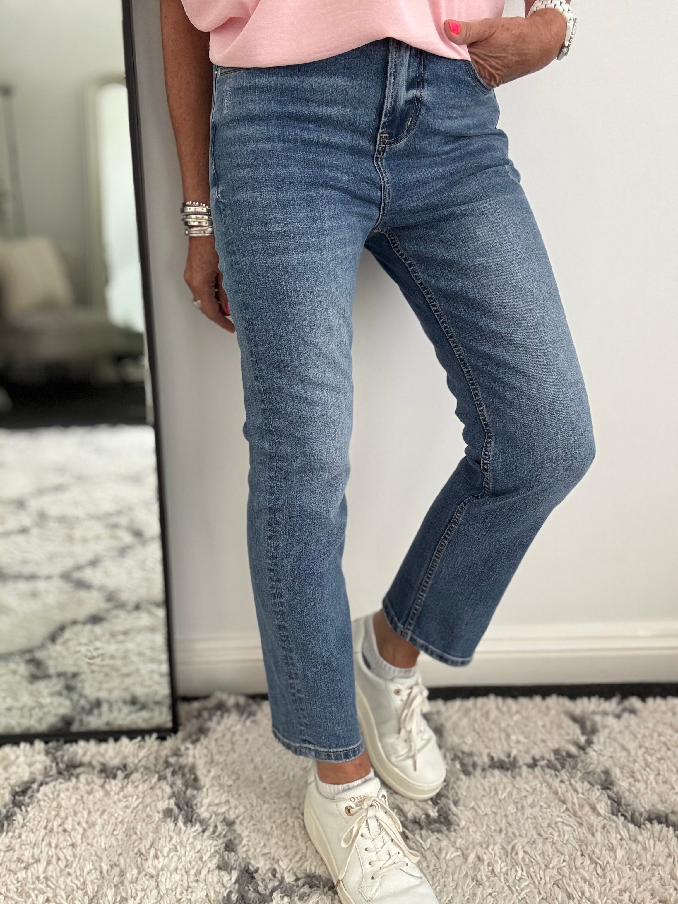 Premium Slimfit Stretch Jeans in Mid Denim