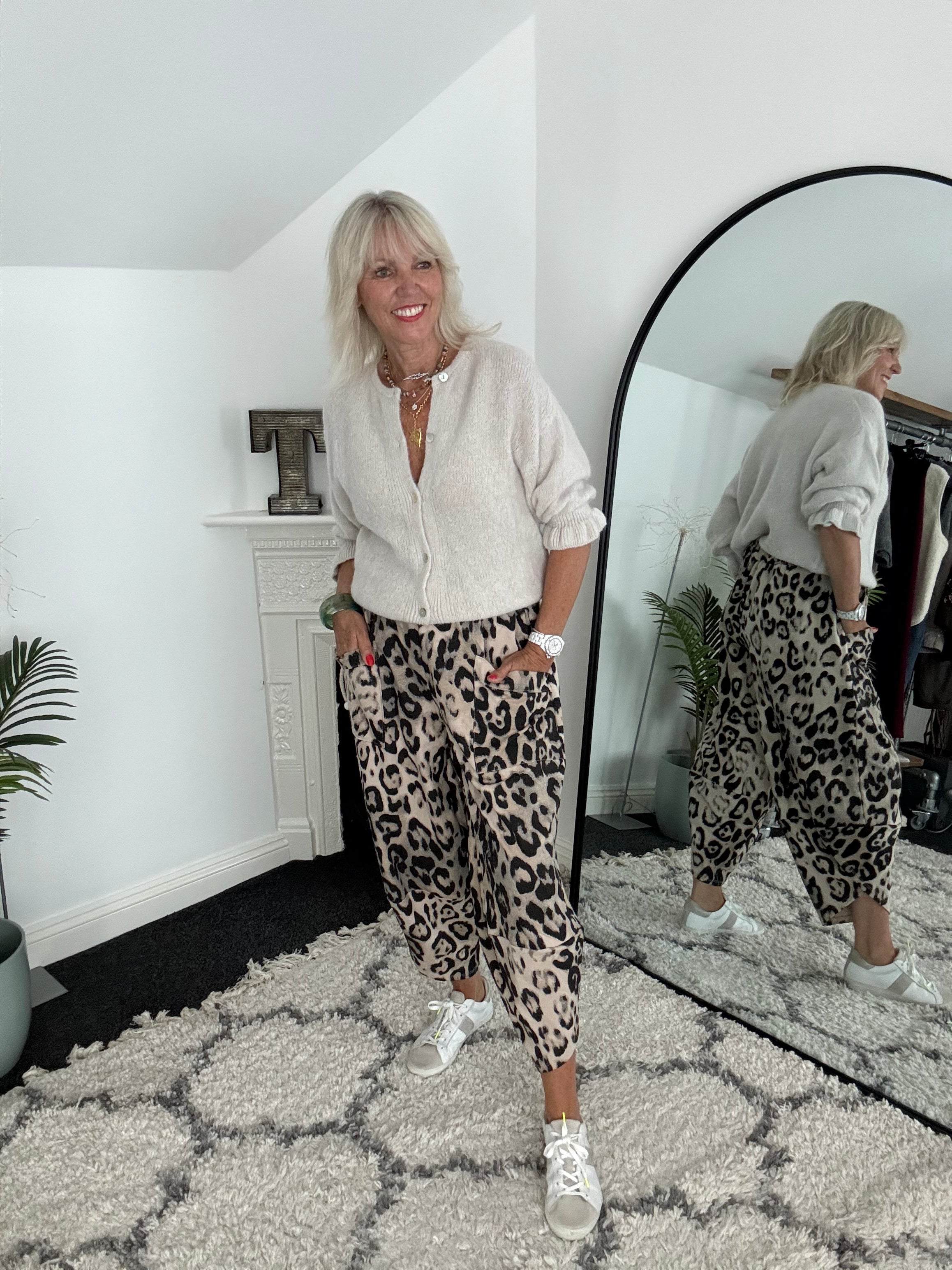 Barrel Stretch Trousers in Mocha Leopard