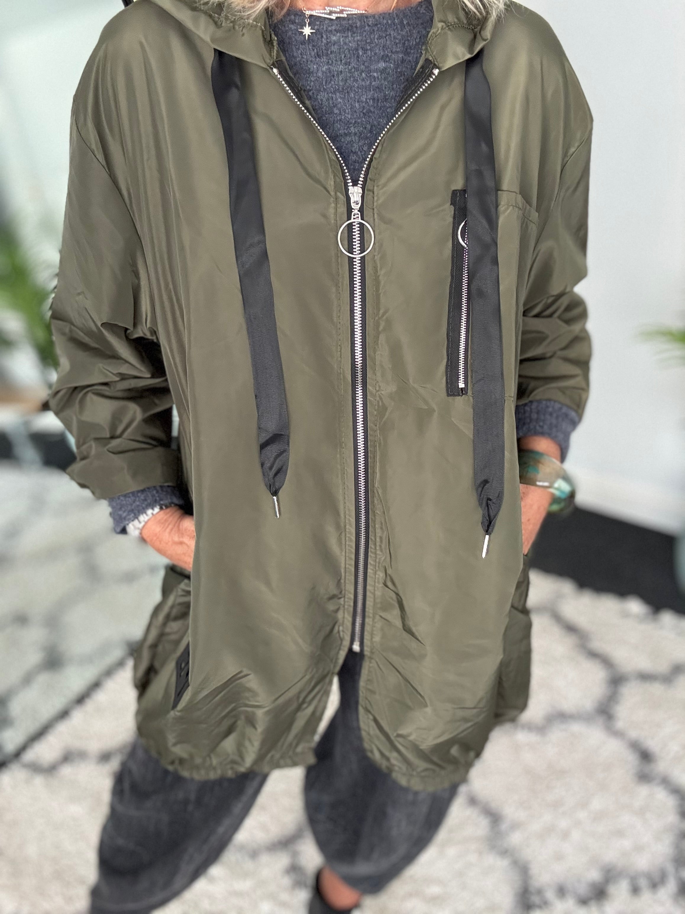 Hooded Zipped Parka in Dark Khaki