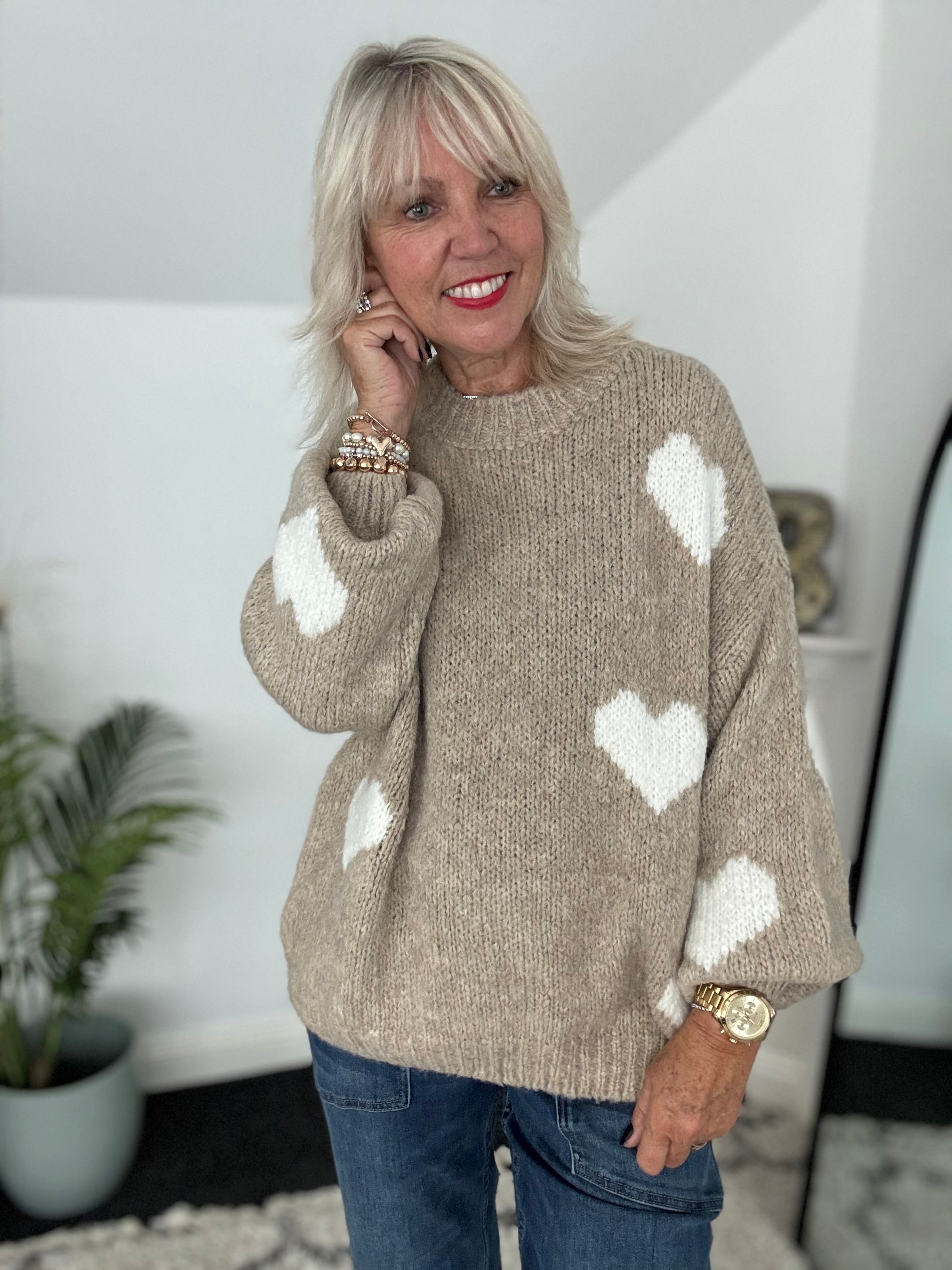 Softy Heart Sweater in Mocha & Ivory