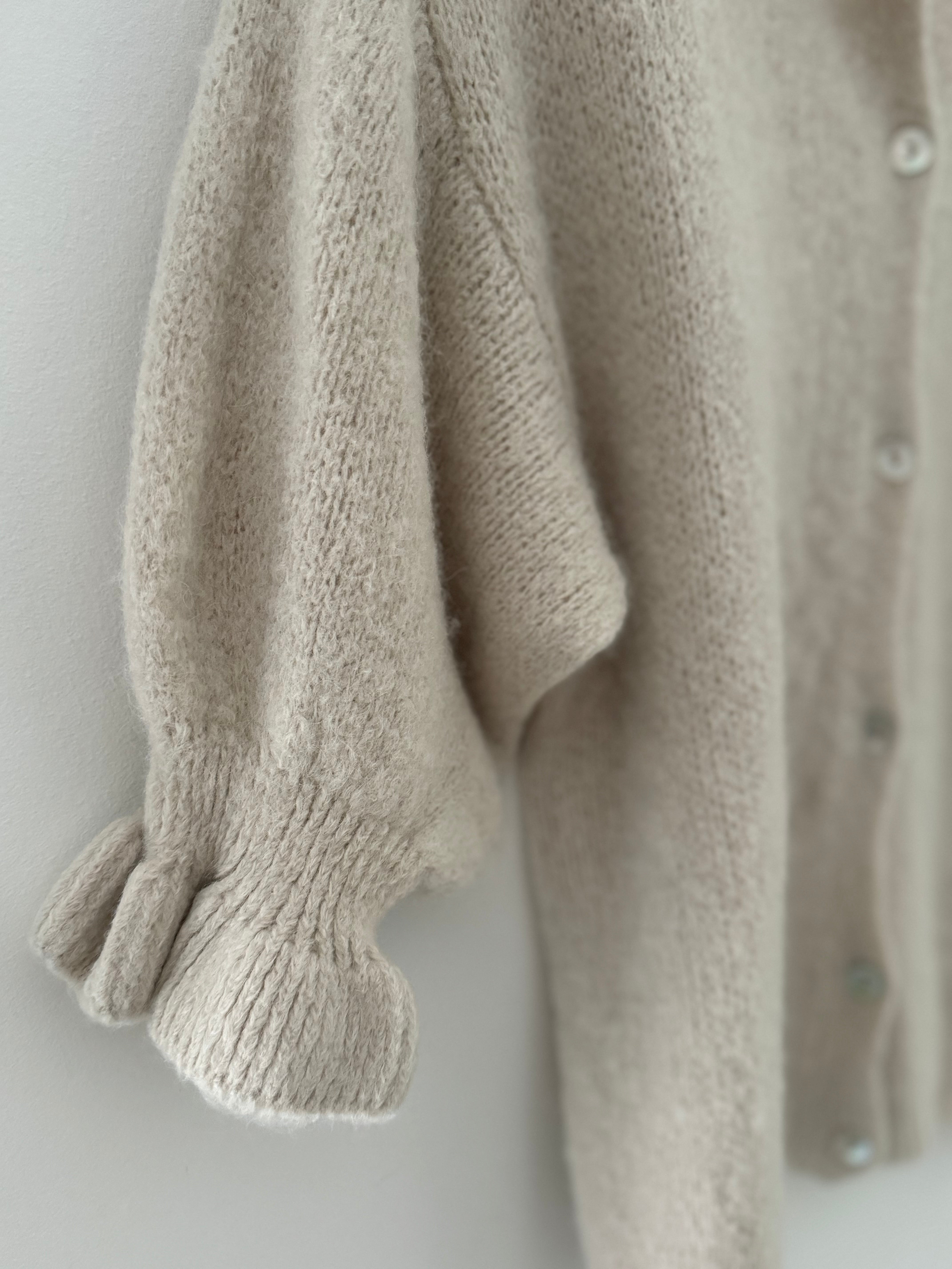 Alpaca Cardi with Frill Cuffs in Ecru