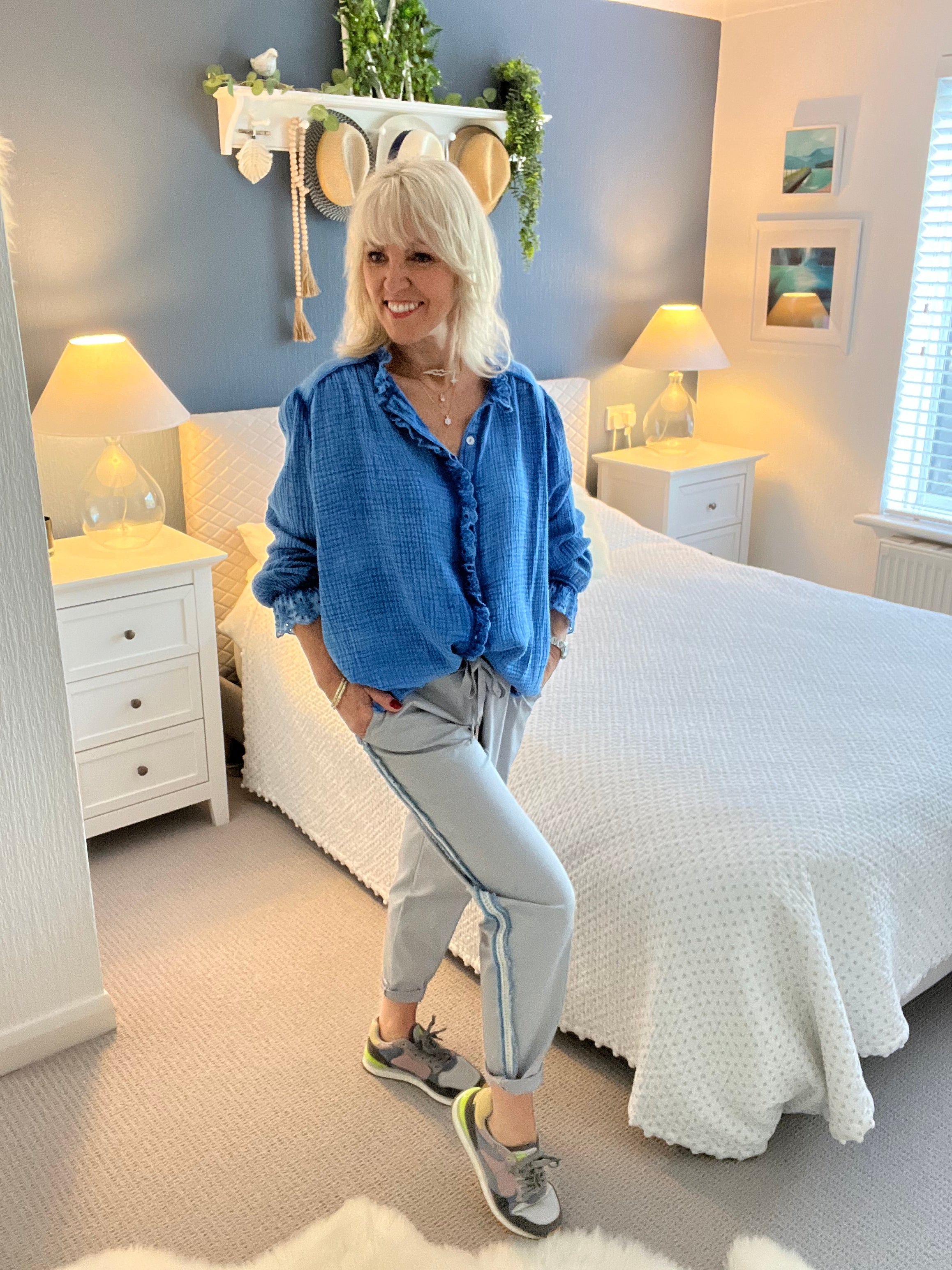 Cheesecloth Shirt in Bright Blue