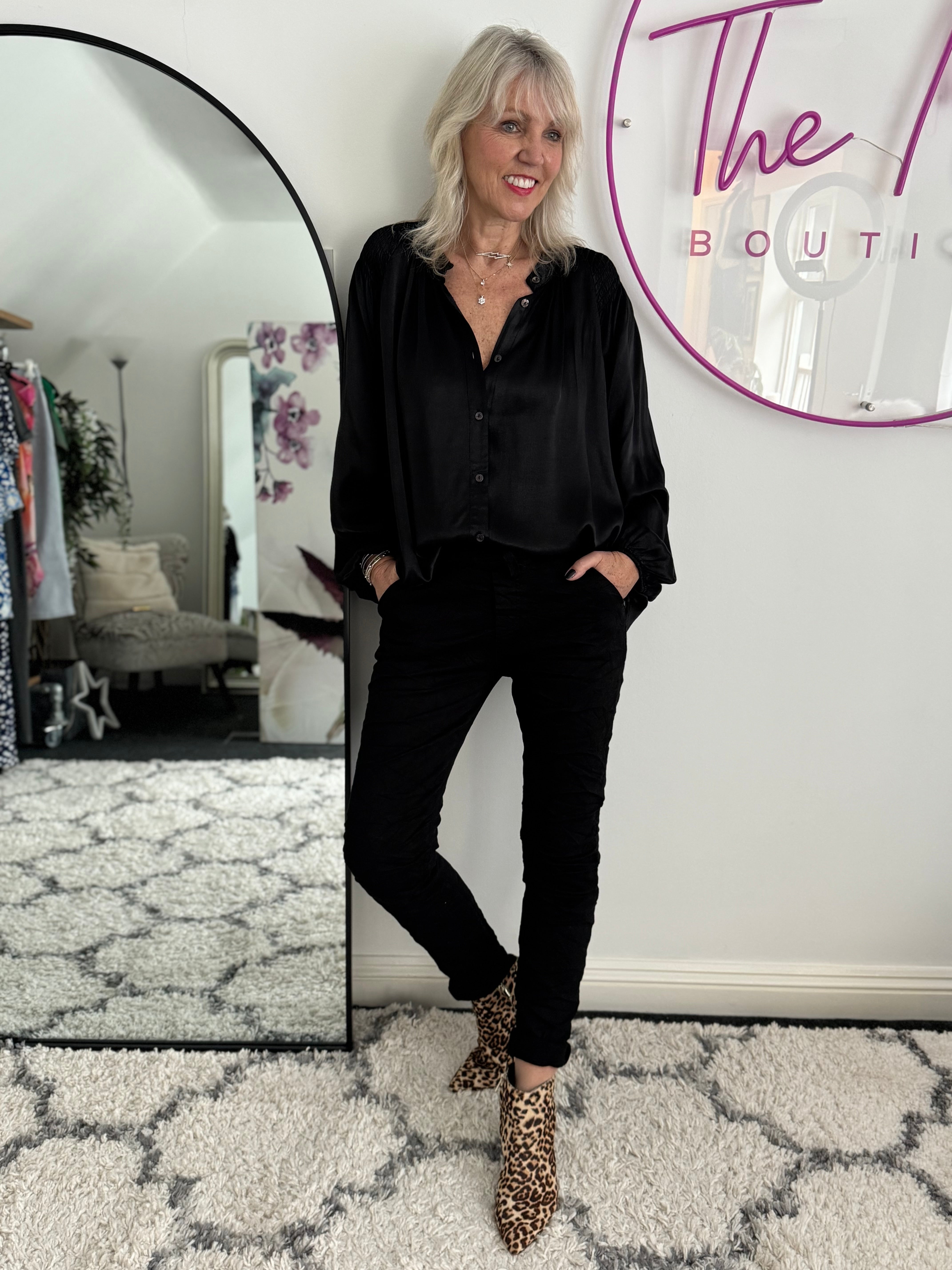 Jean Joggers in Black