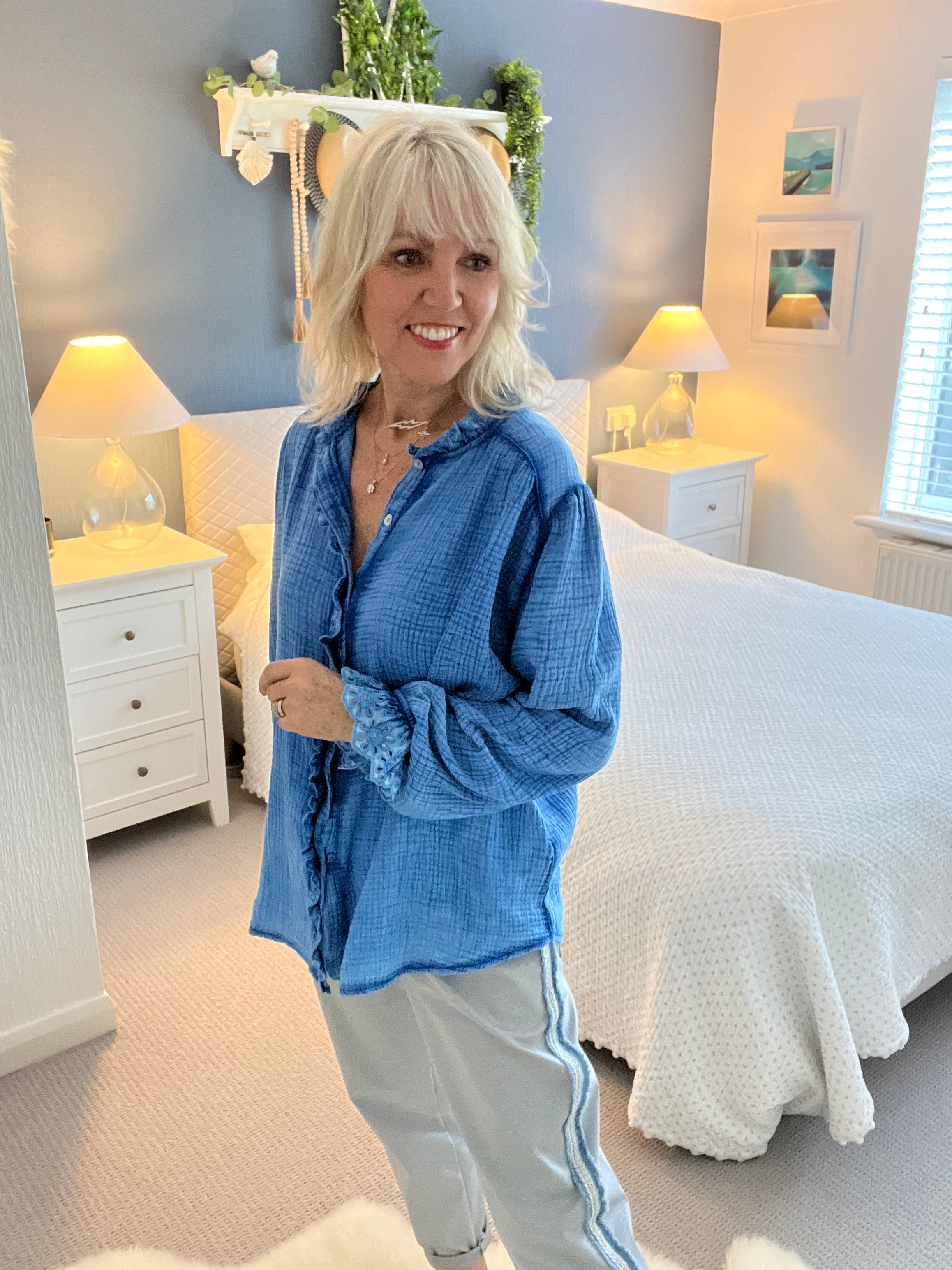 Cheesecloth Shirt in Bright Blue
