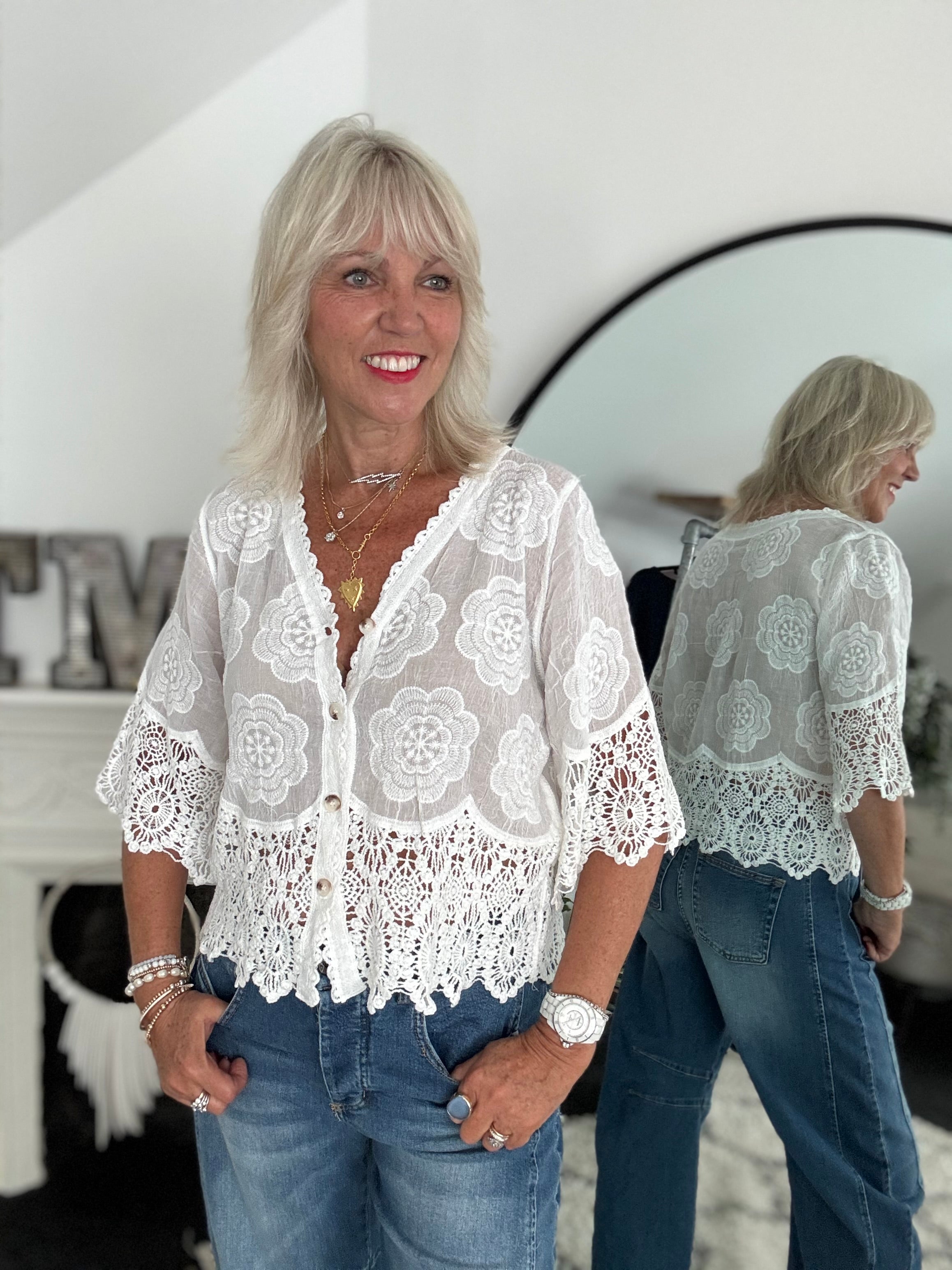 Embroidered Buttoned Top in White