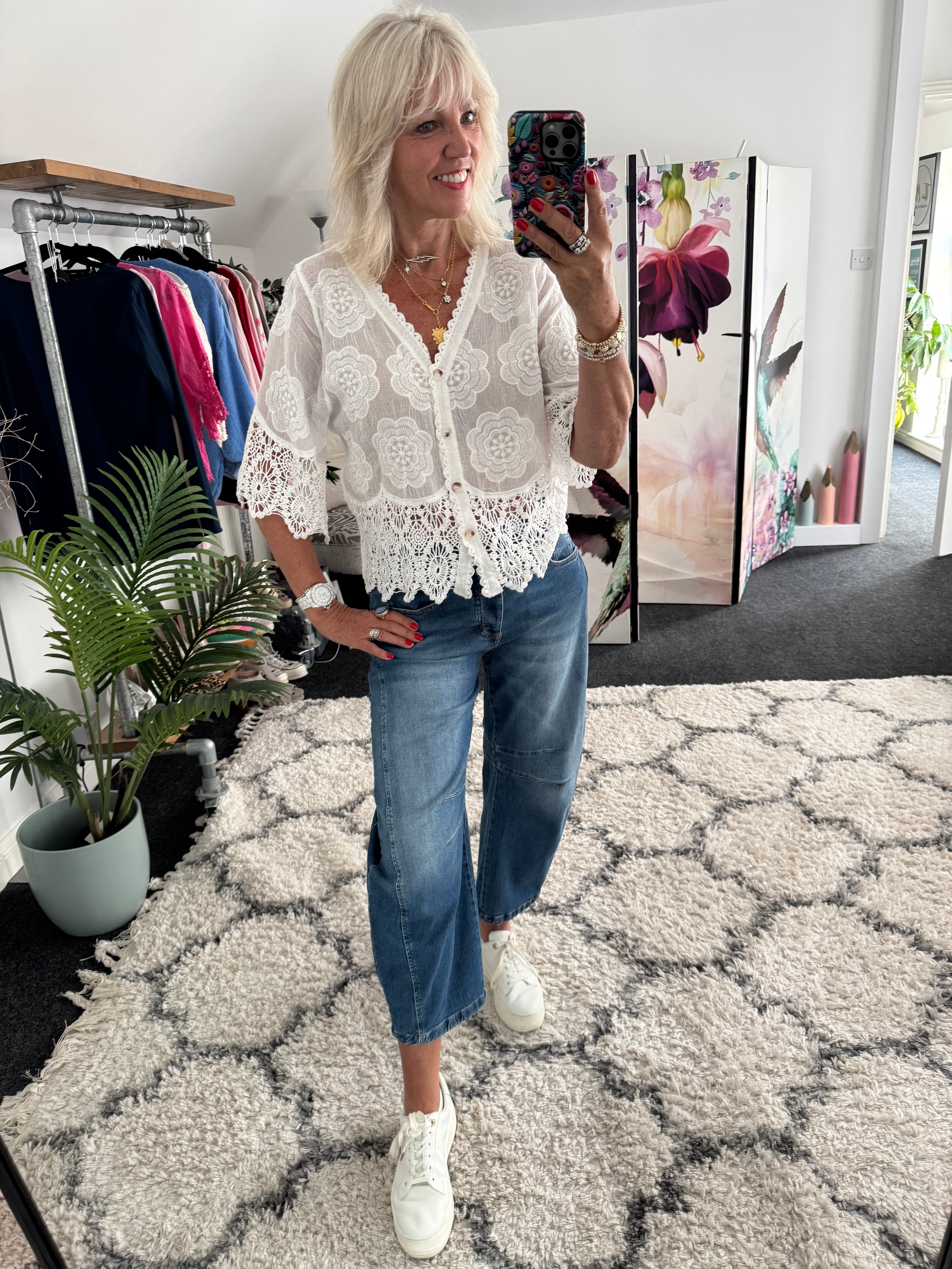 Embroidered Buttoned Top in White