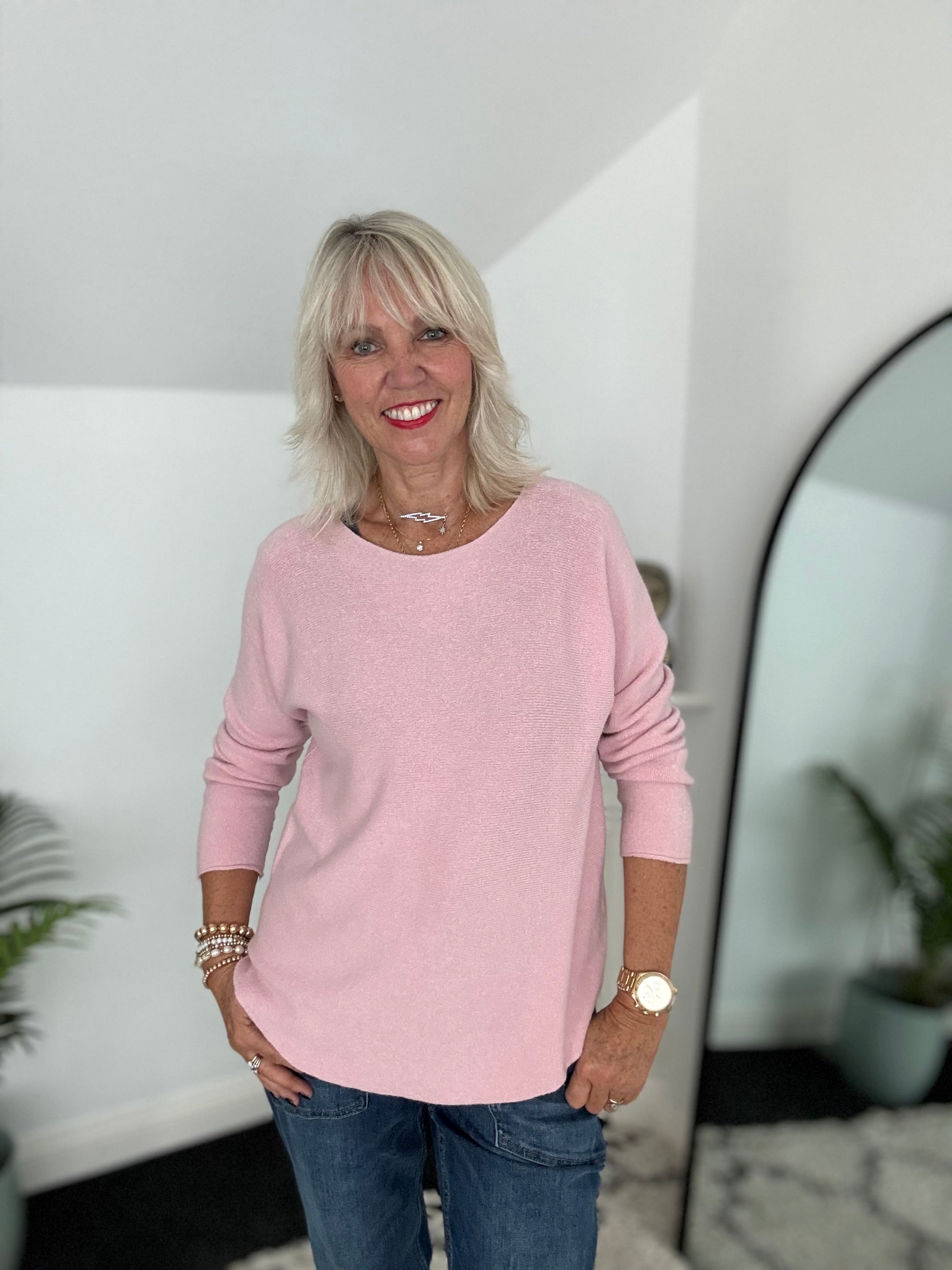 Simple Round Neck Jumper in Blush Pink