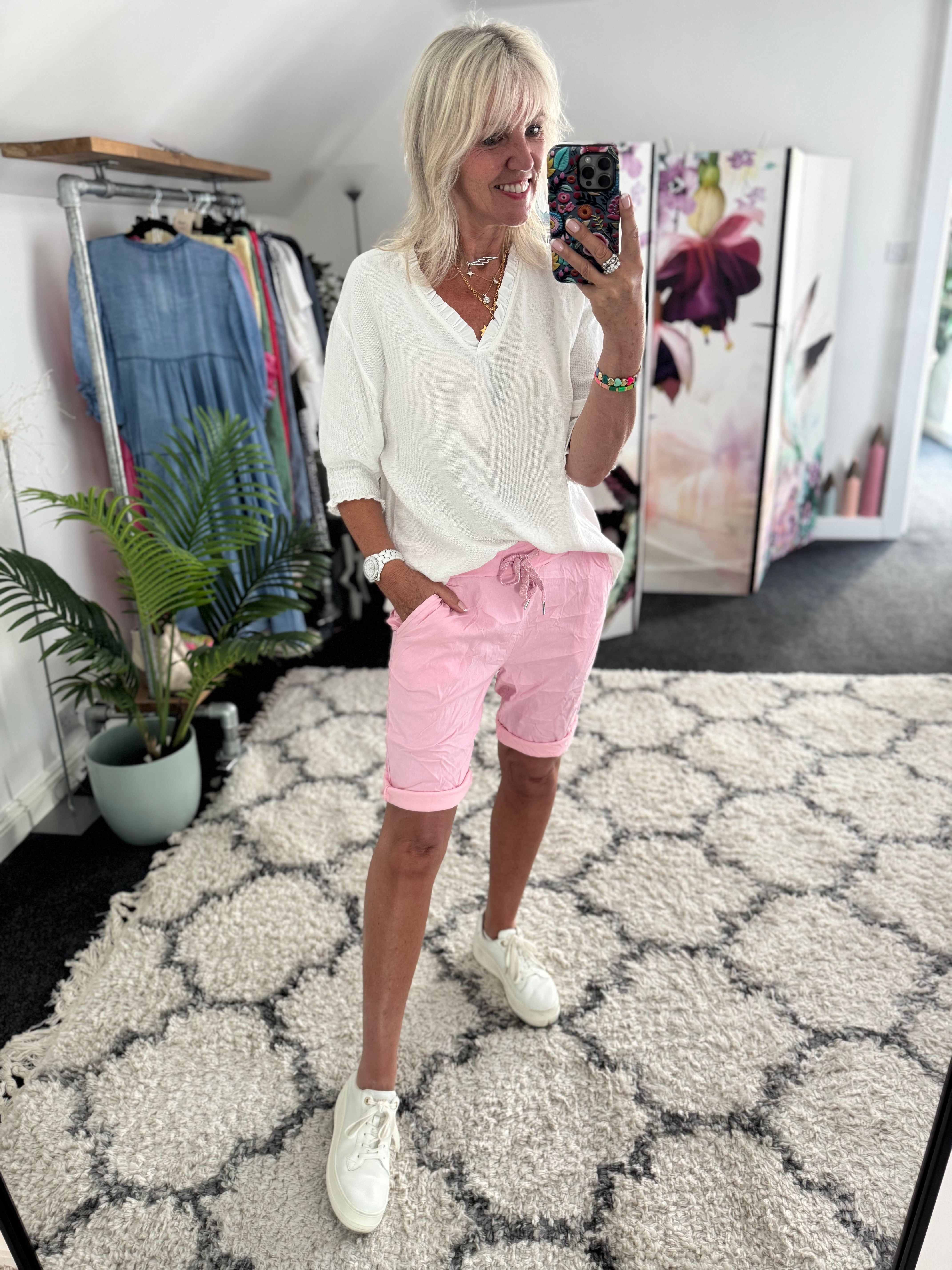 Super Stretch Shorts in Candy Pink