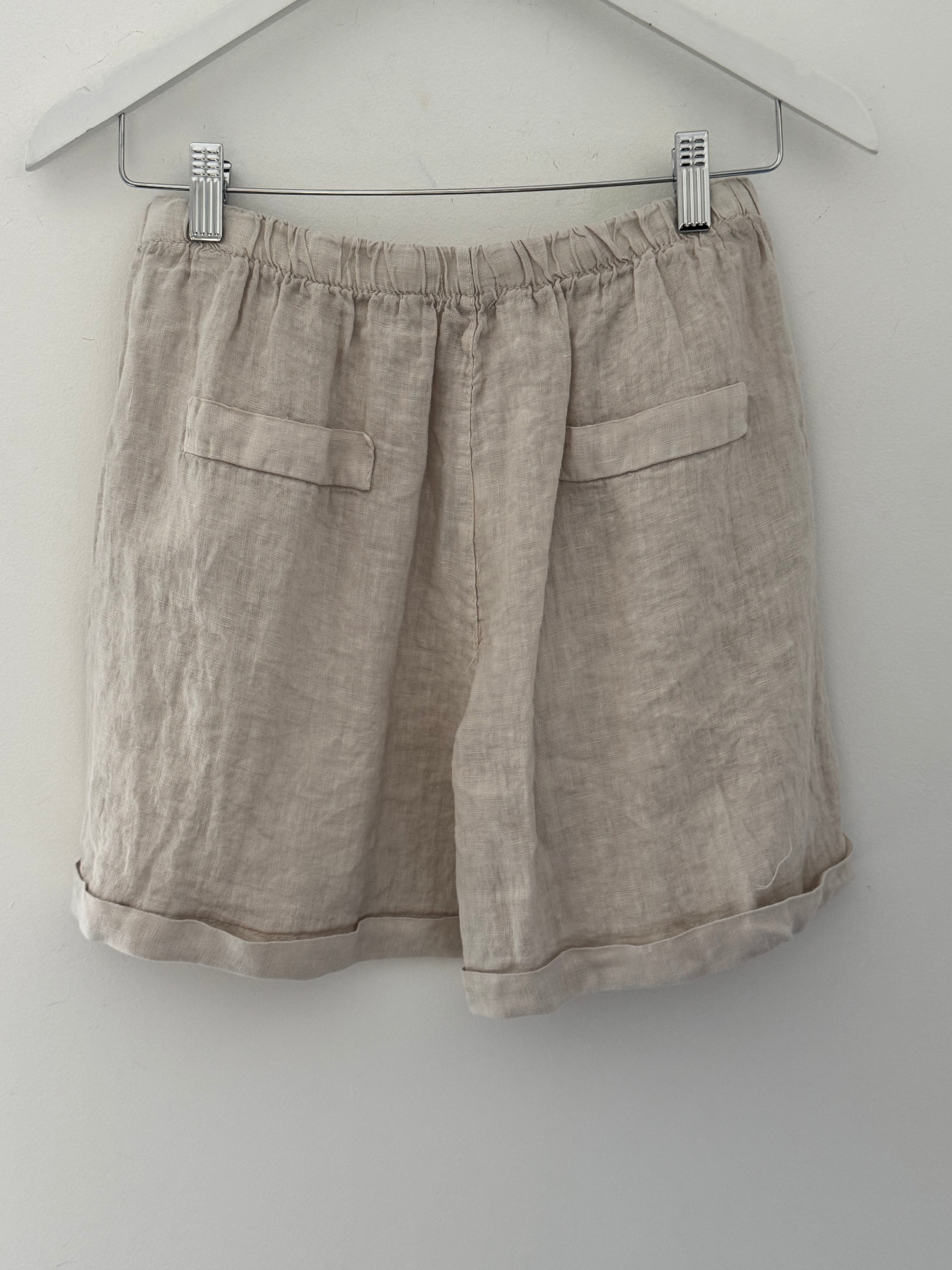 Linen Shorts in Stone