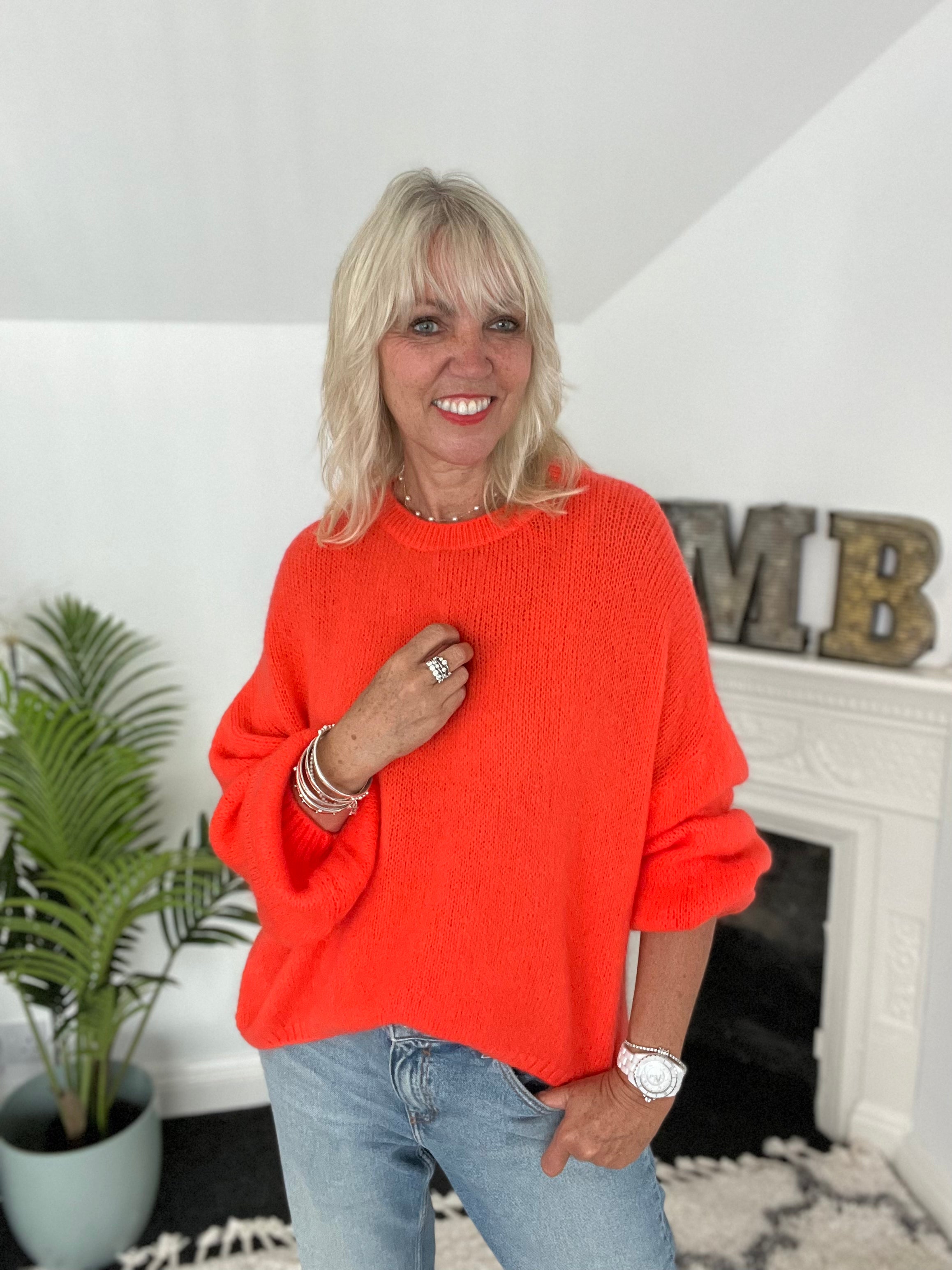 Round Neck Knit in Coral Orange