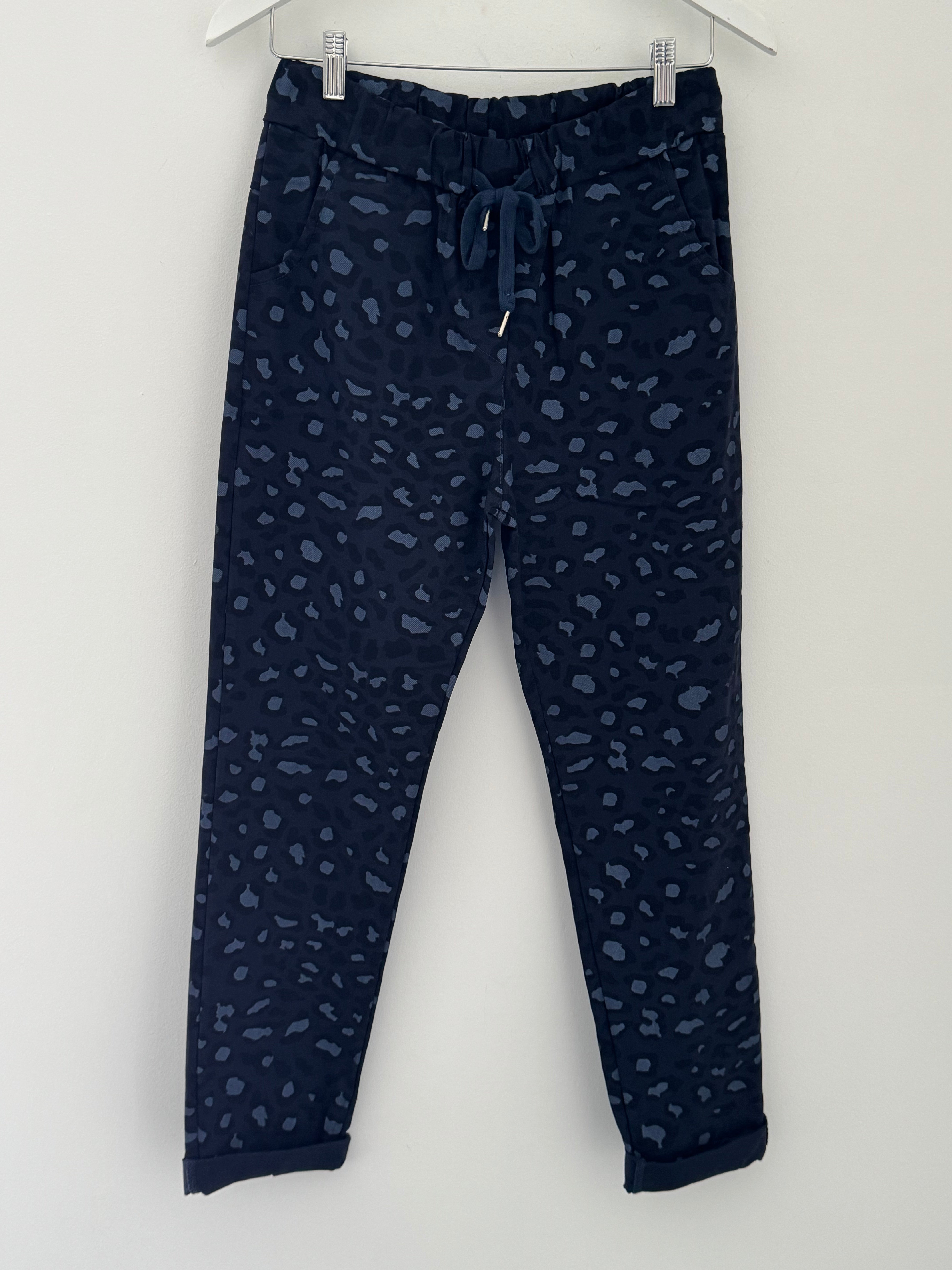 Super Stretch Joggers in Ink Leopard
