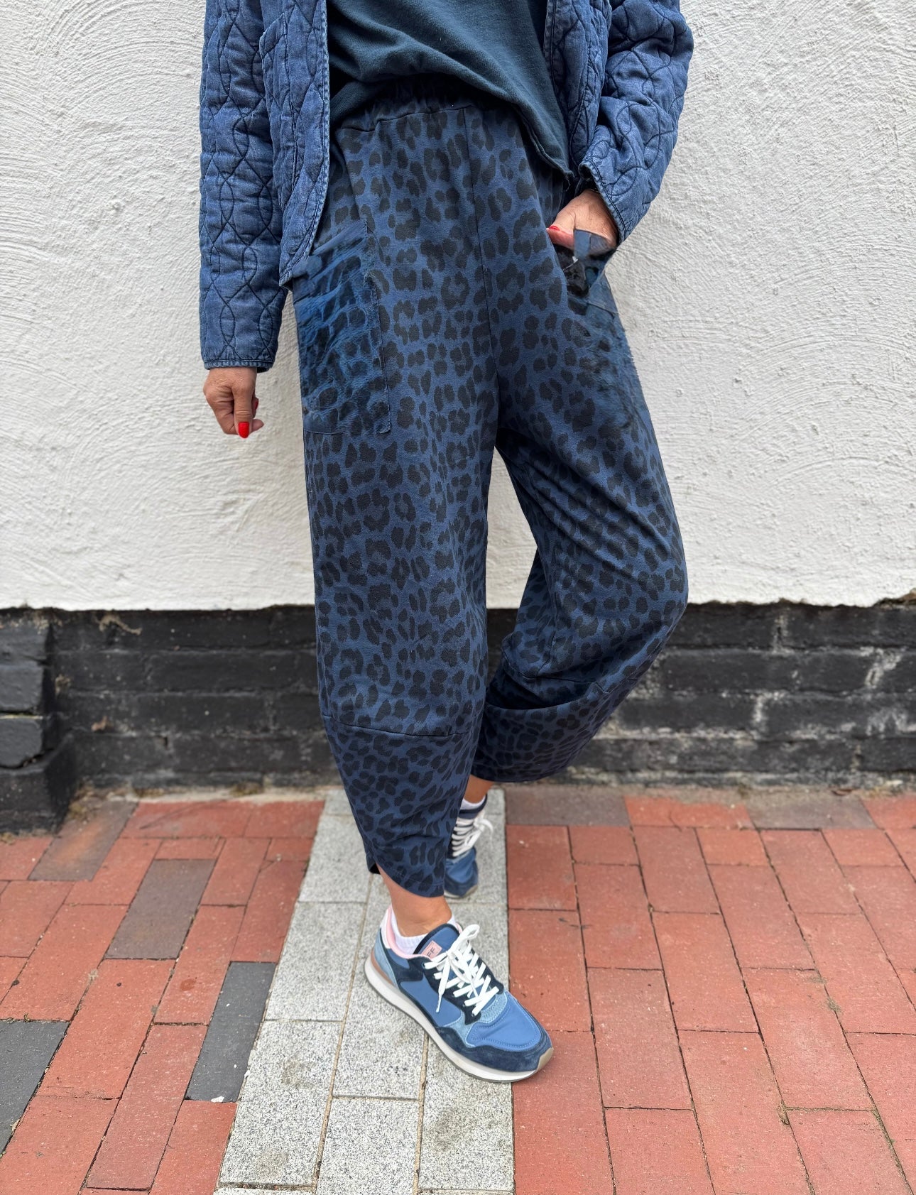 Barrel Stretch Trousers in Ink Leopard