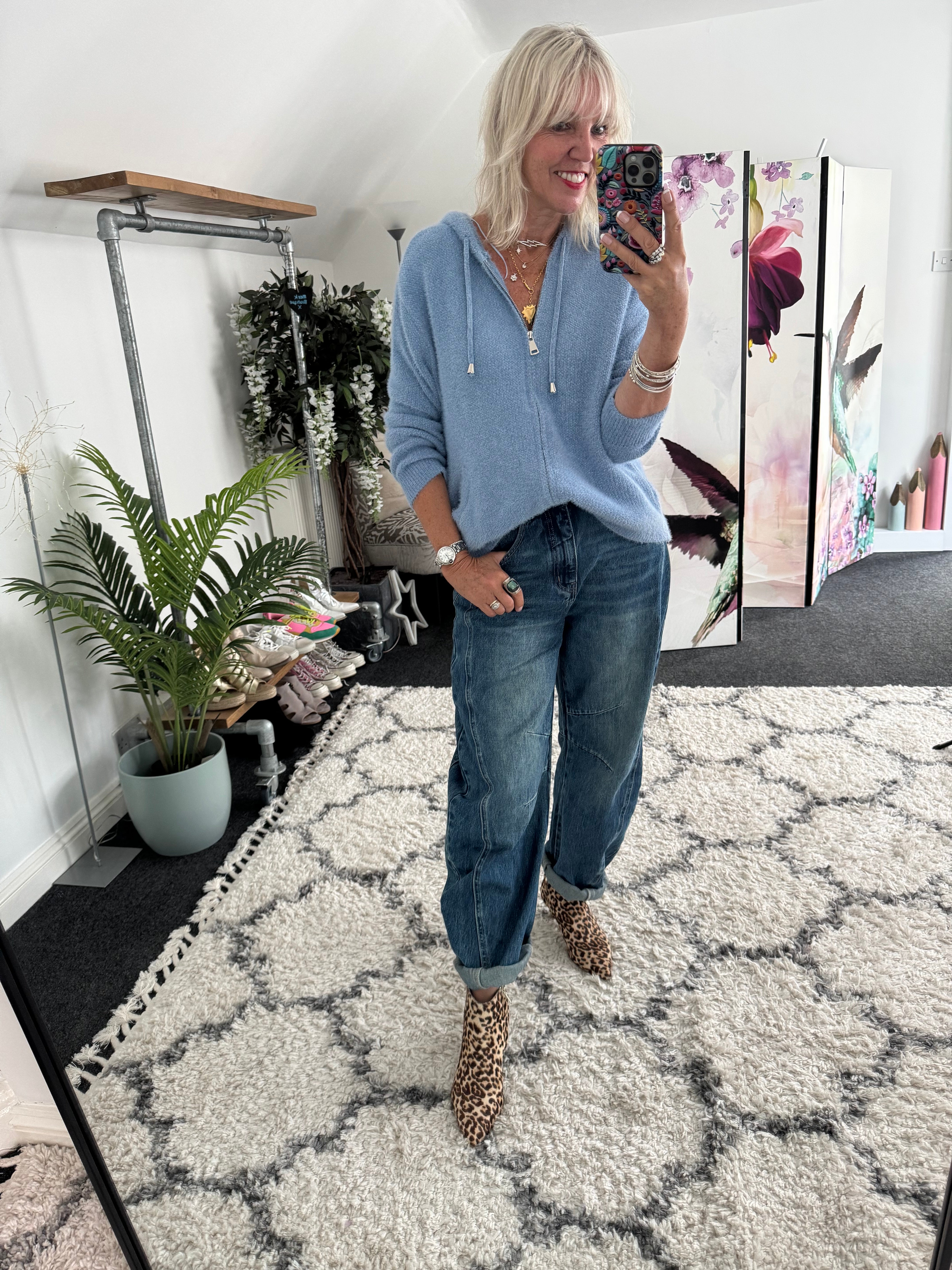 Soft Hooded Knit with Pockets in Blue