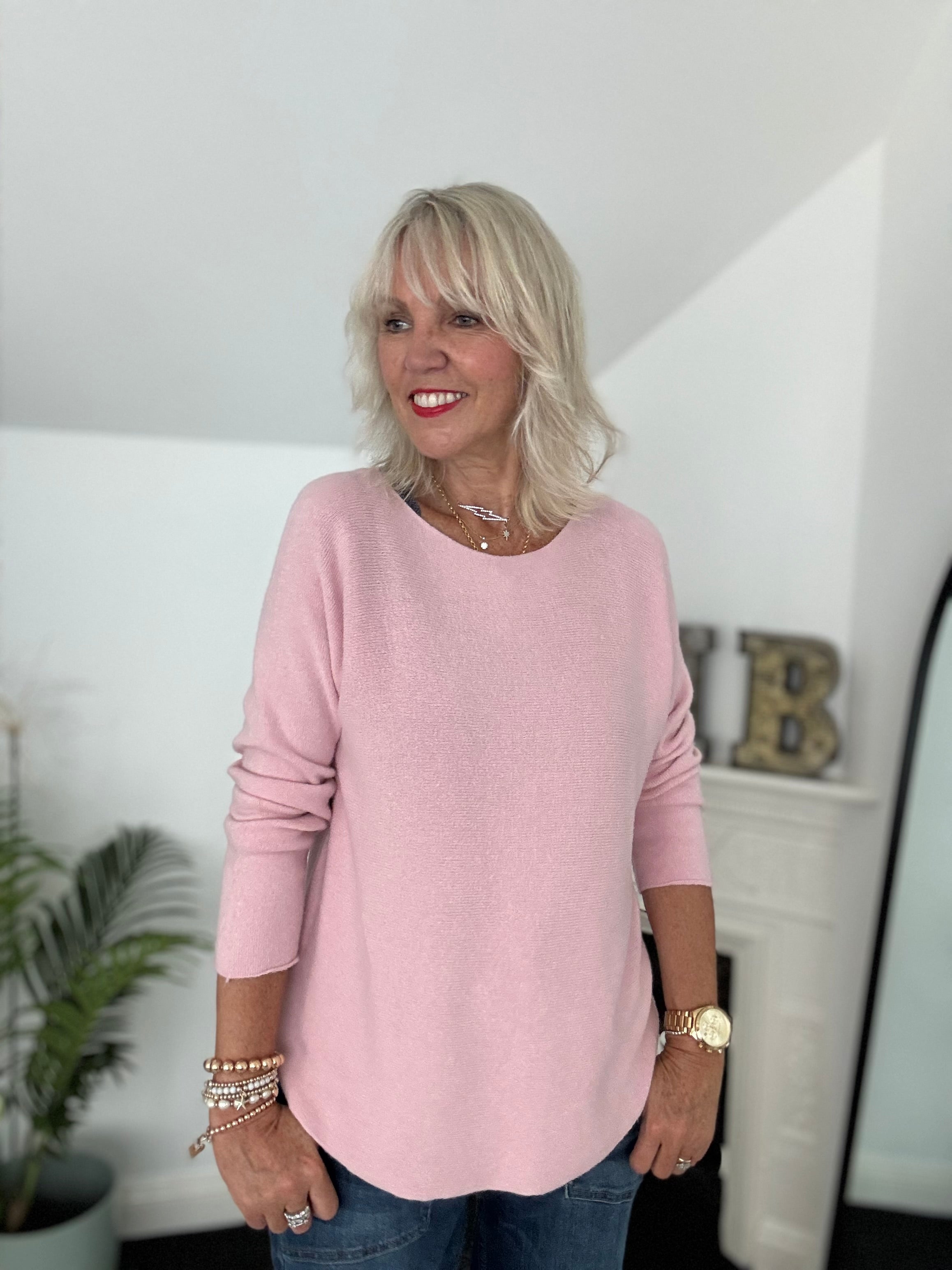 Simple Round Neck Jumper in Blush Pink