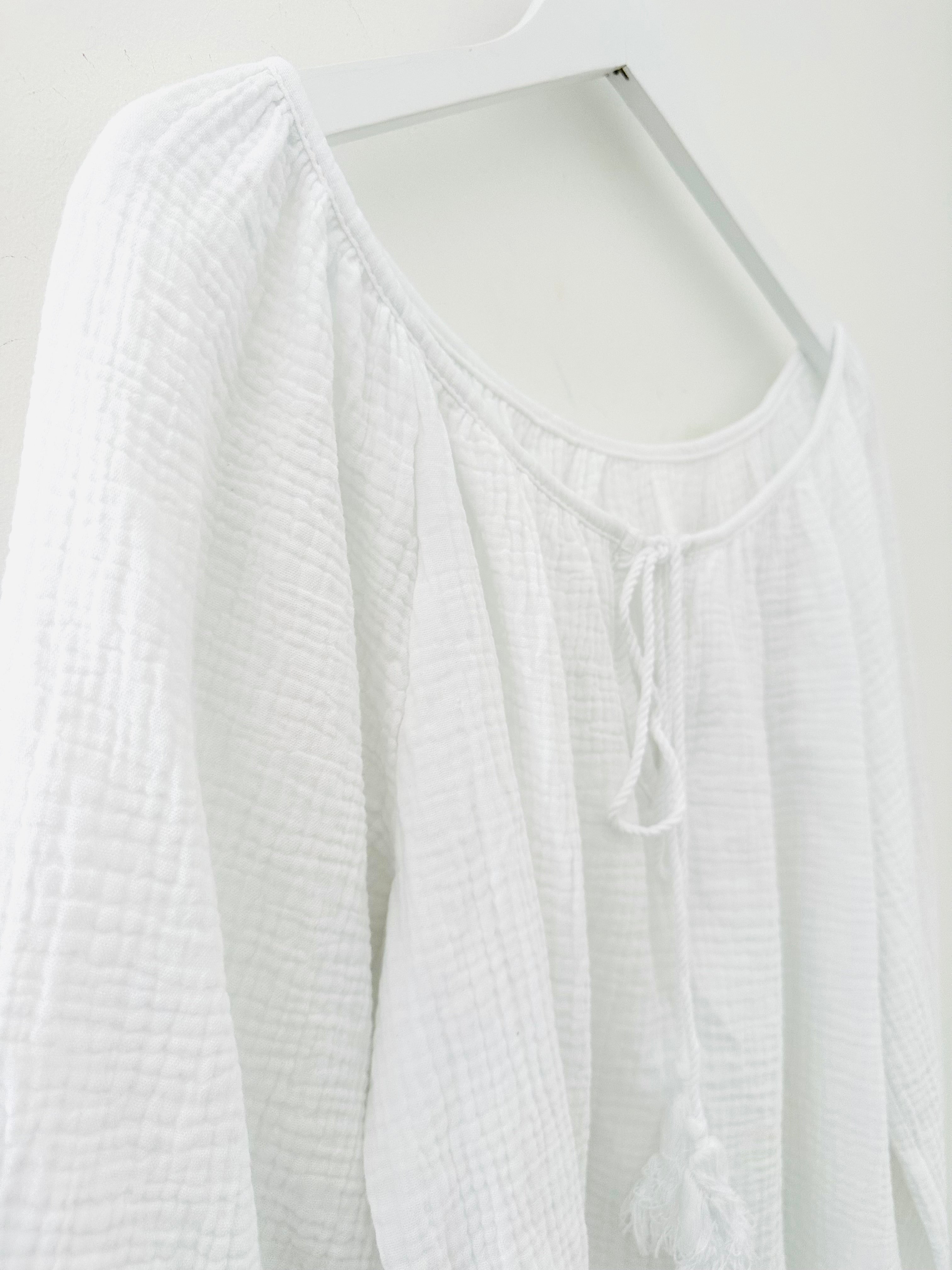 Cheesecloth Tassel Blouse in White