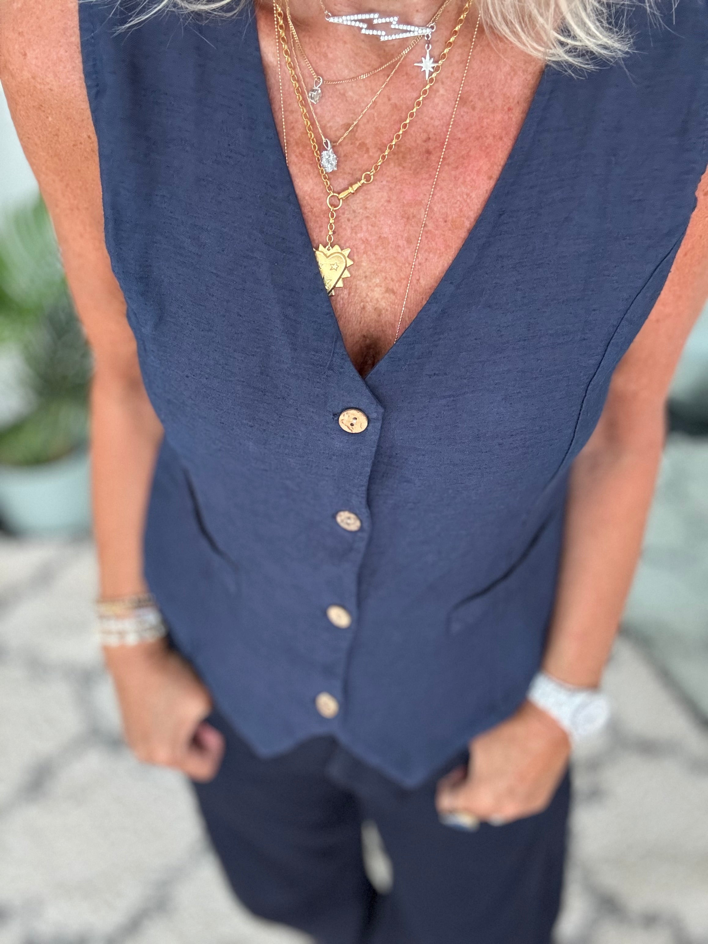 Linen Mix Waistcoat in Navy