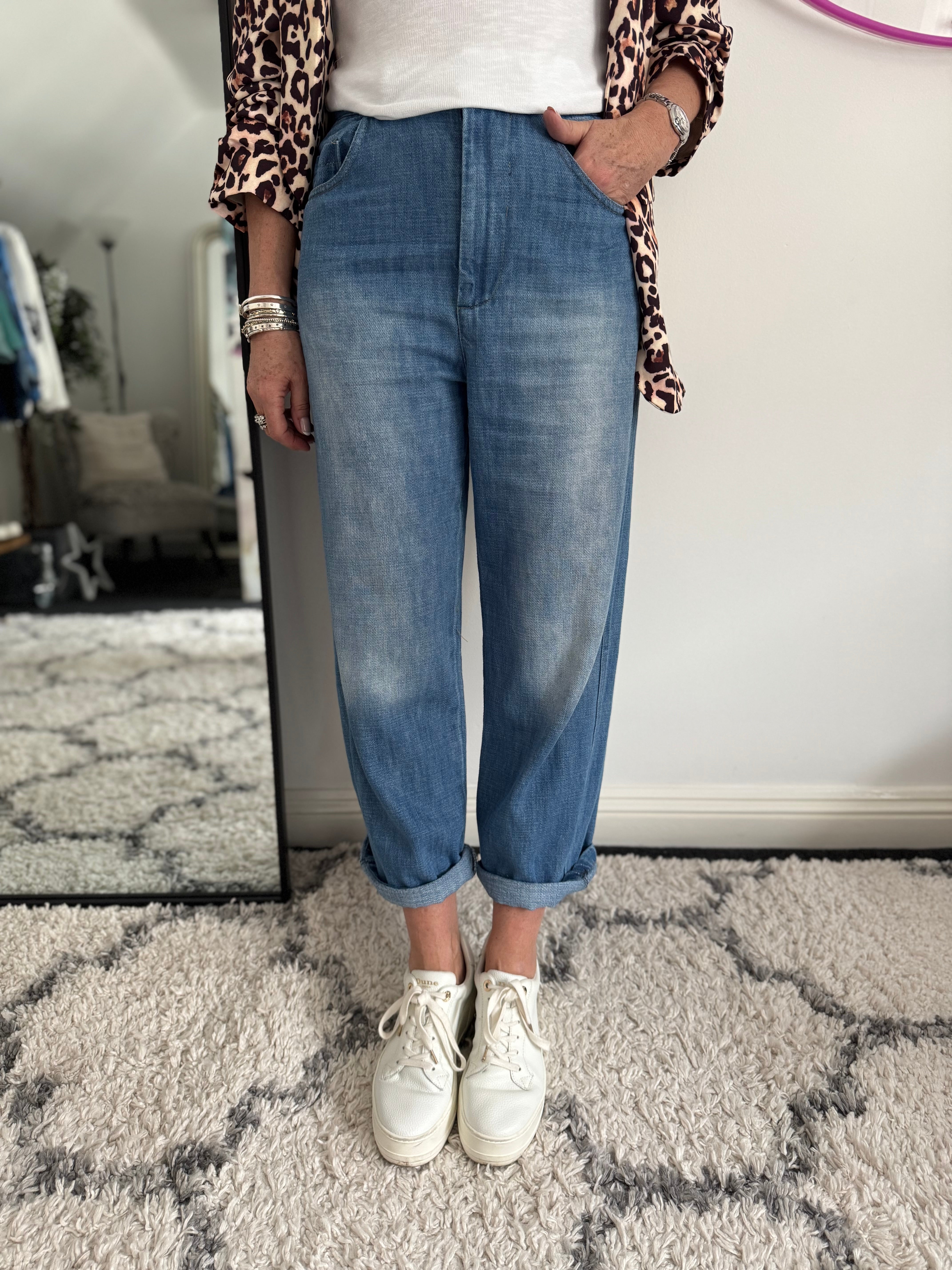 Straight Boyfriend Jeans